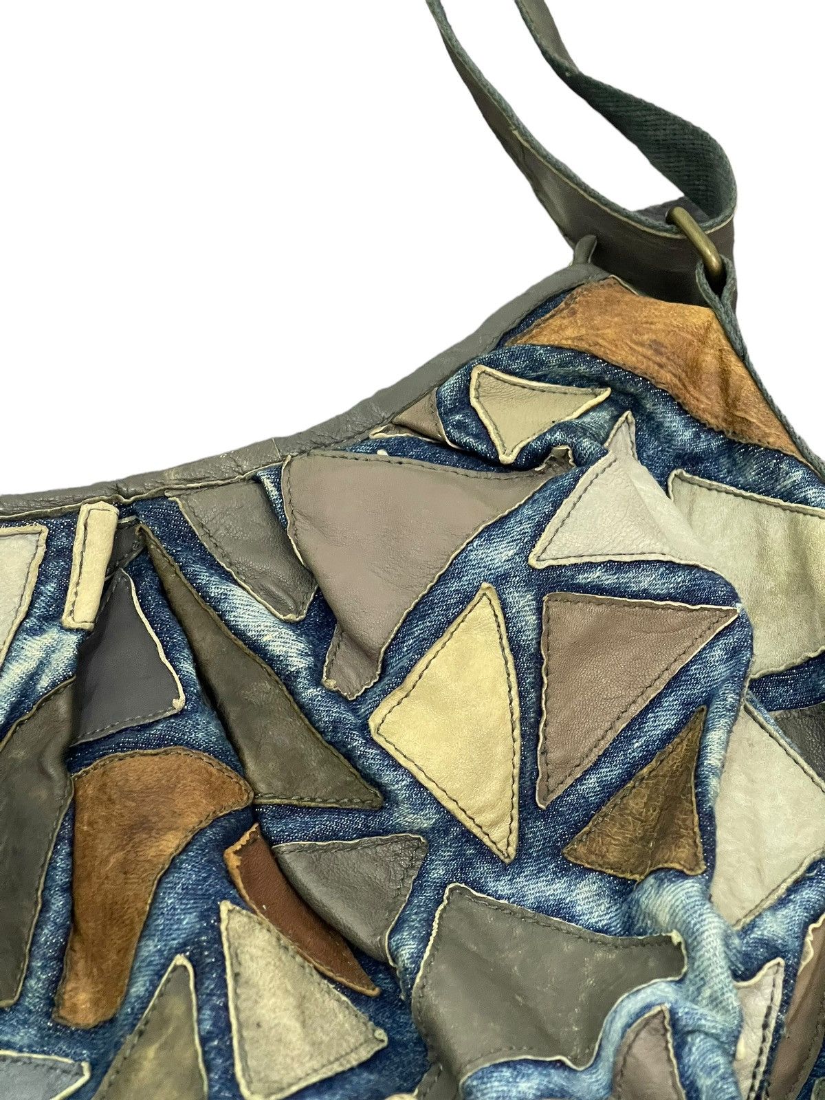 Japanese Brand Patchwork Leather x Denim Handmade Custom Messenger Bag 2🟩 Size ONE SIZE - 20 Thumbnail