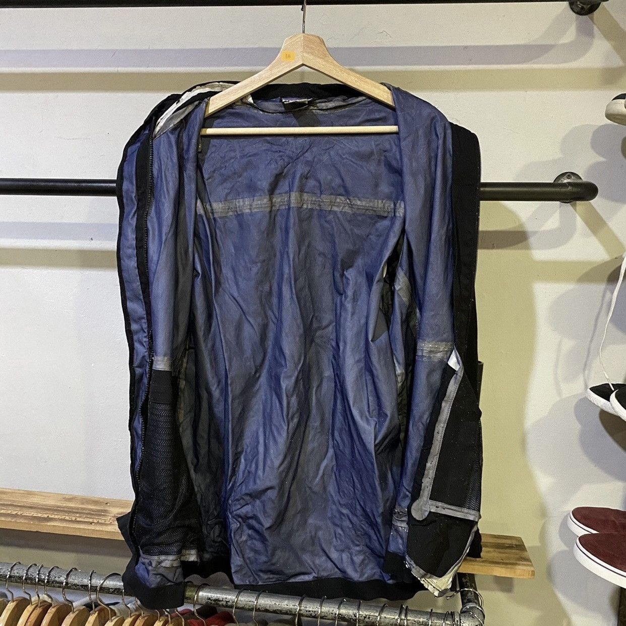 Patagonia Men’s Patagonia Torrentshell 3L Jacket Size US M / EU 48-50 / 2 - 3 Thumbnail