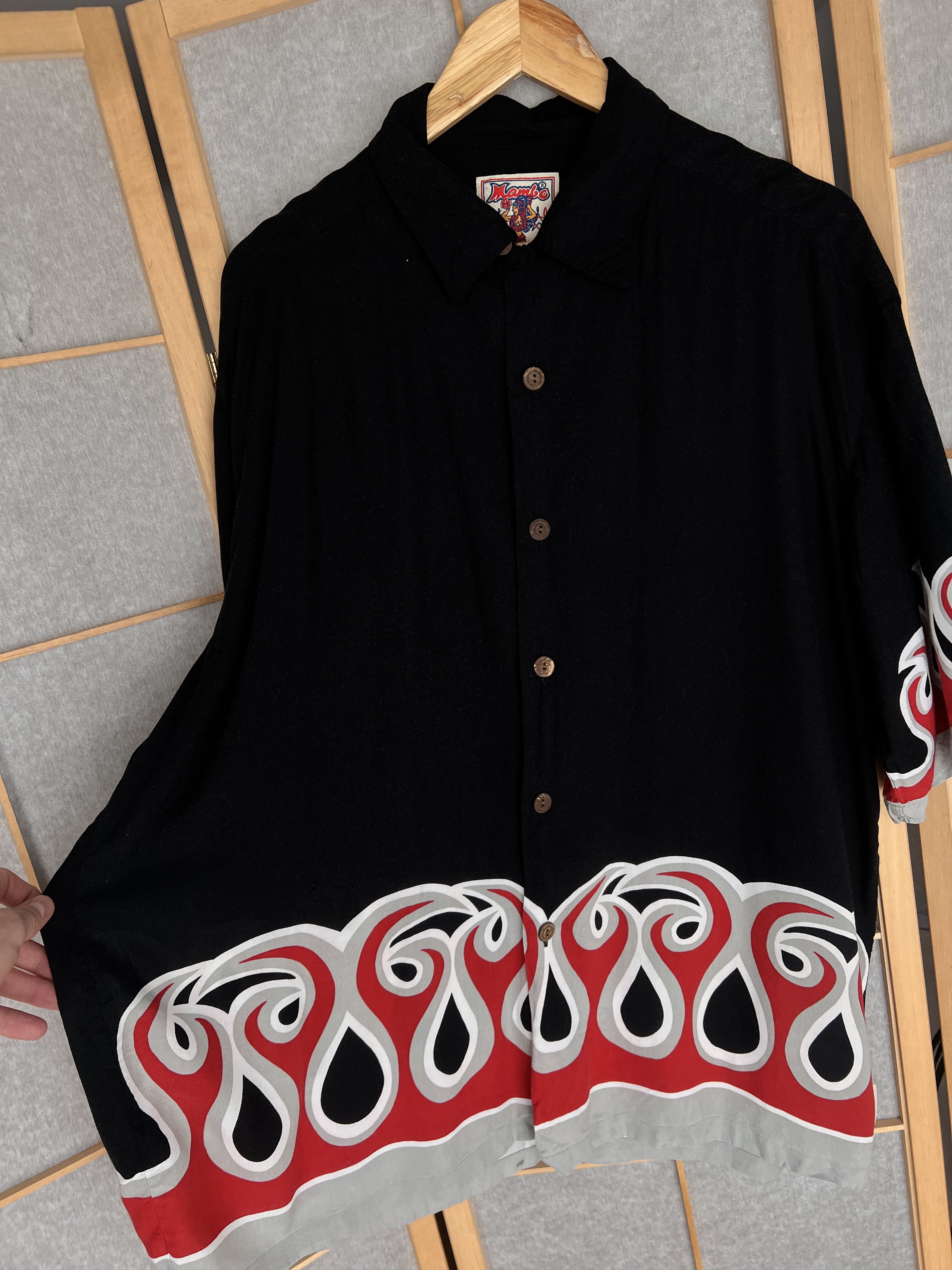 Mambo Crazy! Mambo vintage 1990s Hawaiian shirt printed flame rare Size US L / EU 52-54 / 3 - 4 Thumbnail