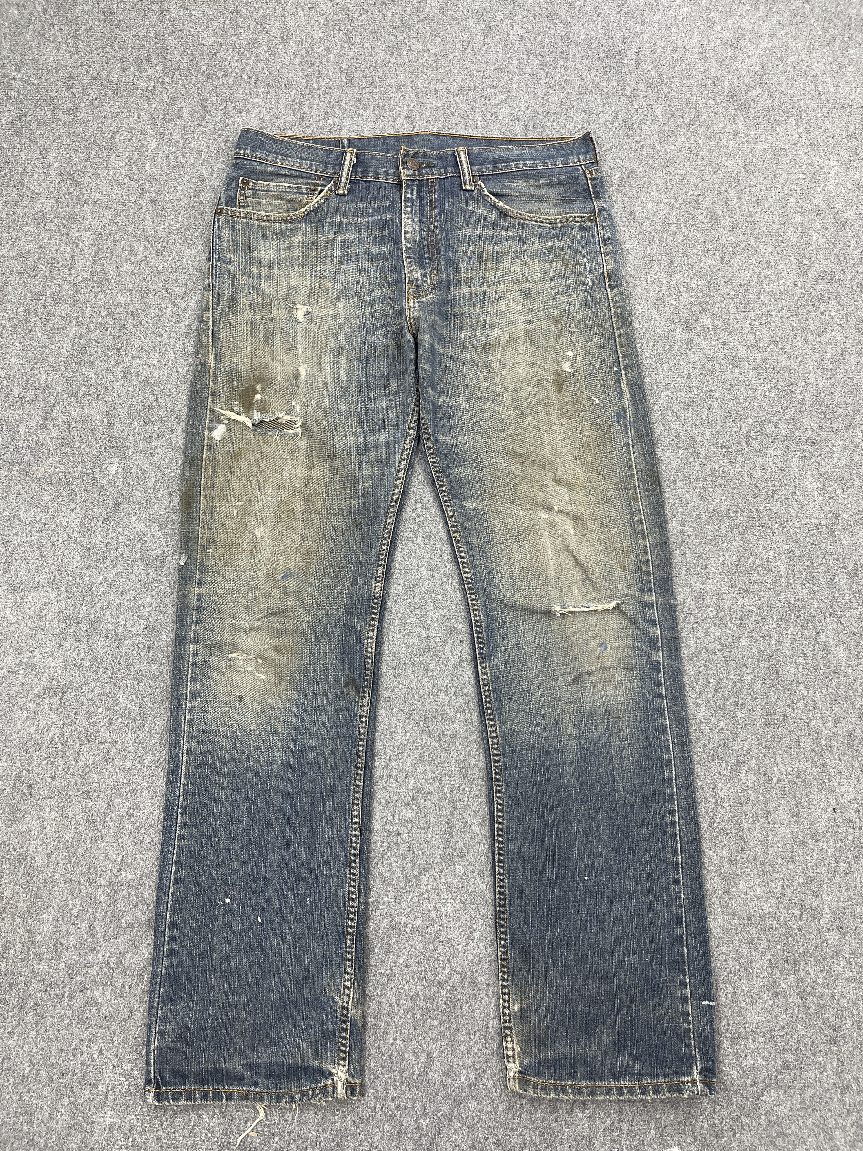 Levi's × Vintage Distressed Faded Blue Vintage Levis 505 Jeans DP2563 Size US 33 - 1 Thumbnail