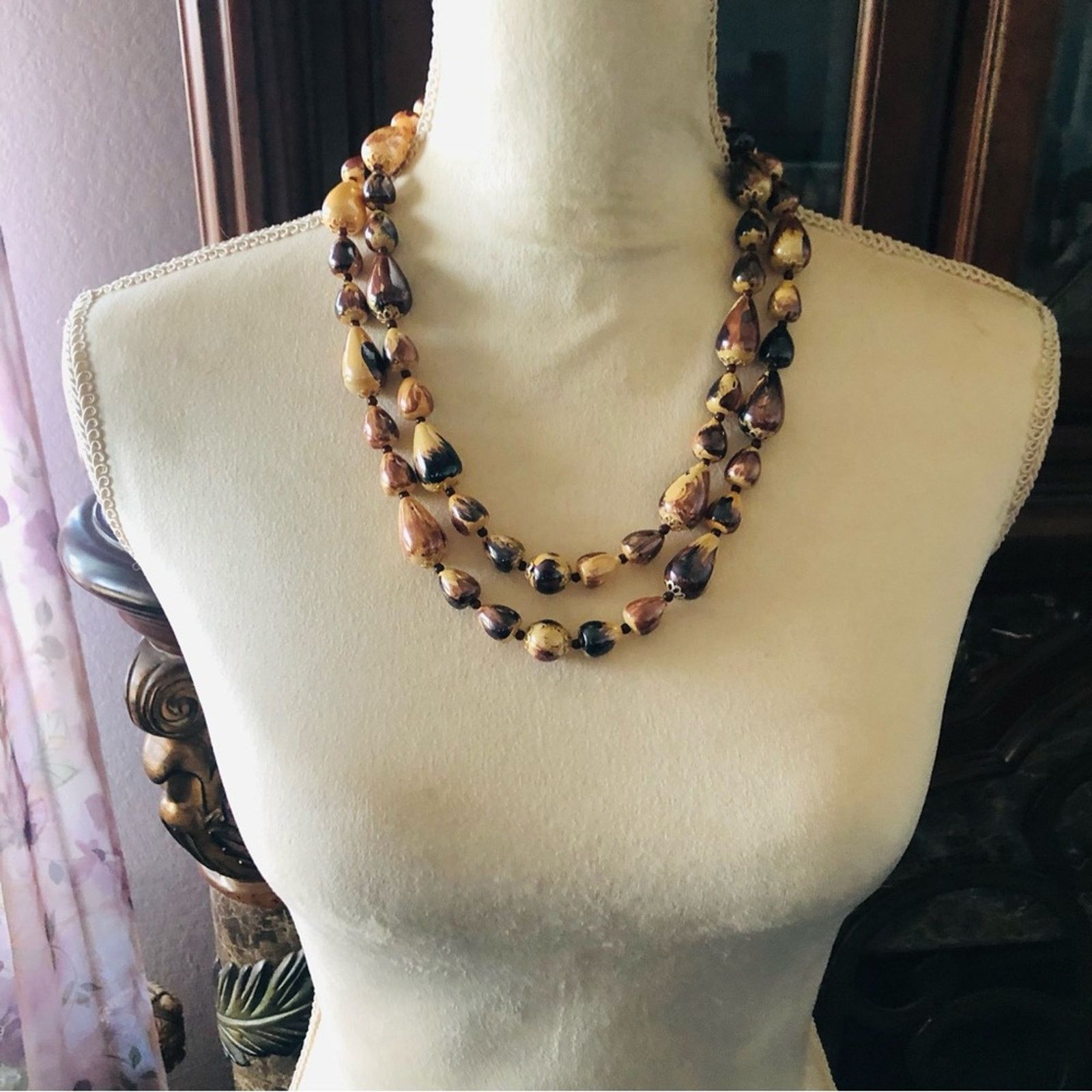 Vintage Vintage double strand layered marbled lucite beaded necklace Size ONE SIZE - 5 Thumbnail