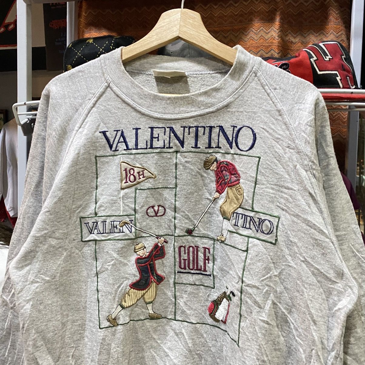 Valentino Vintage Valentino Golf Crewneck Sweatshirt Size US M / EU 48-50 / 2 - 3 Thumbnail