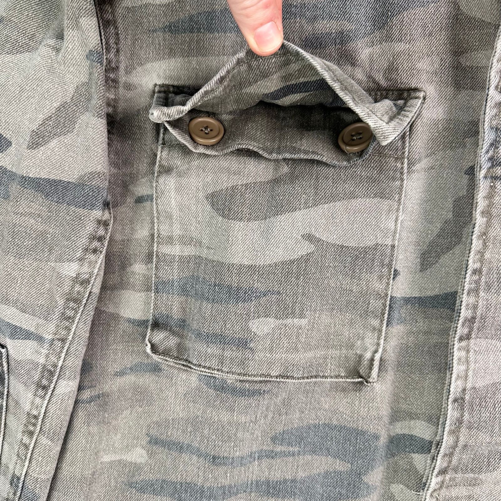 Treasure & Bond TREASURE & BOND Camo Military Style Button Up Utility Jacket Size M / US 6-8 / IT 42-44 - 9 Thumbnail