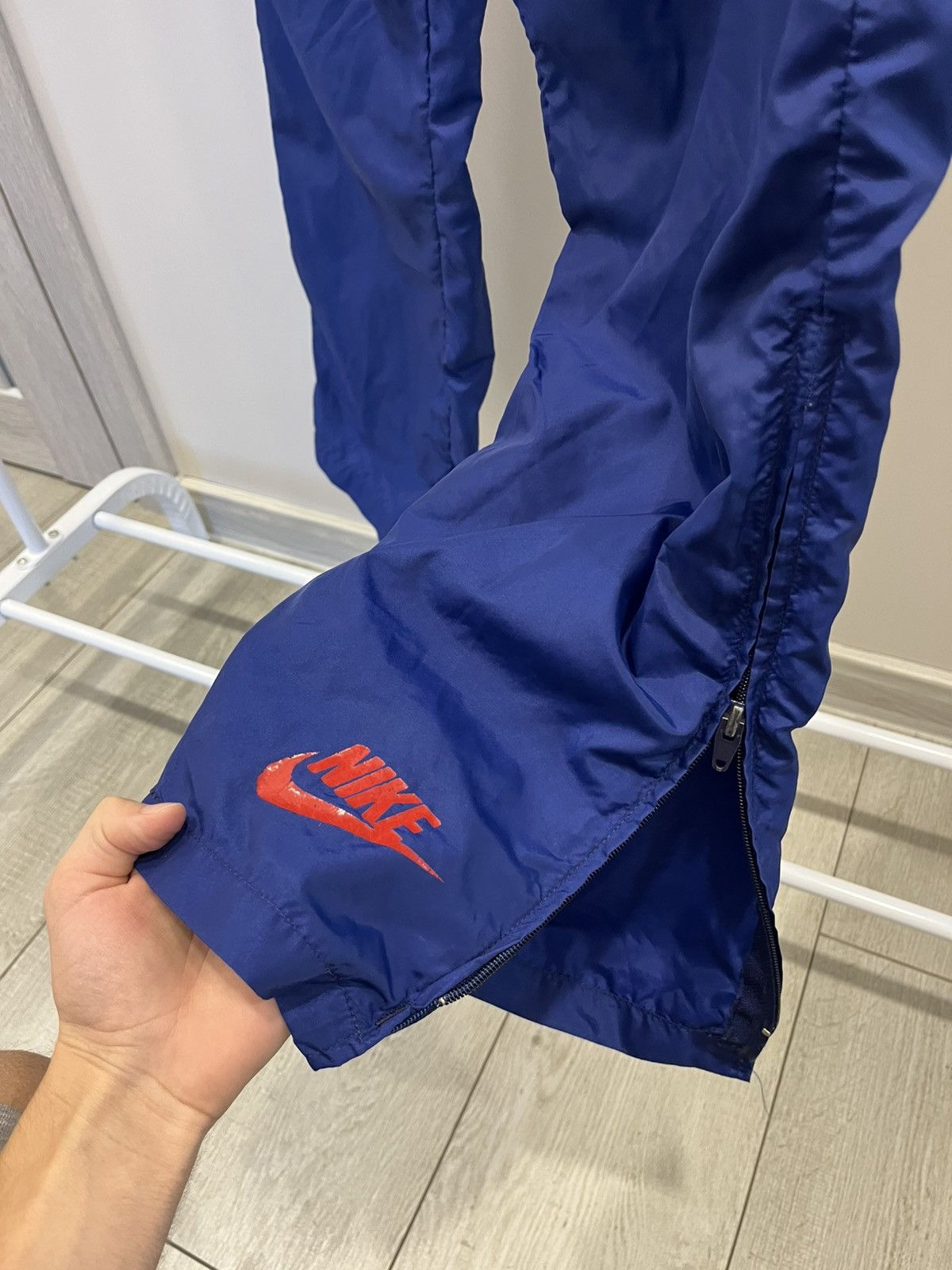 Nike Vintage 1970s 80s Nike Blue Tag Nylon Track Pants Size XL Size US 34 / EU 50 - 4 Thumbnail