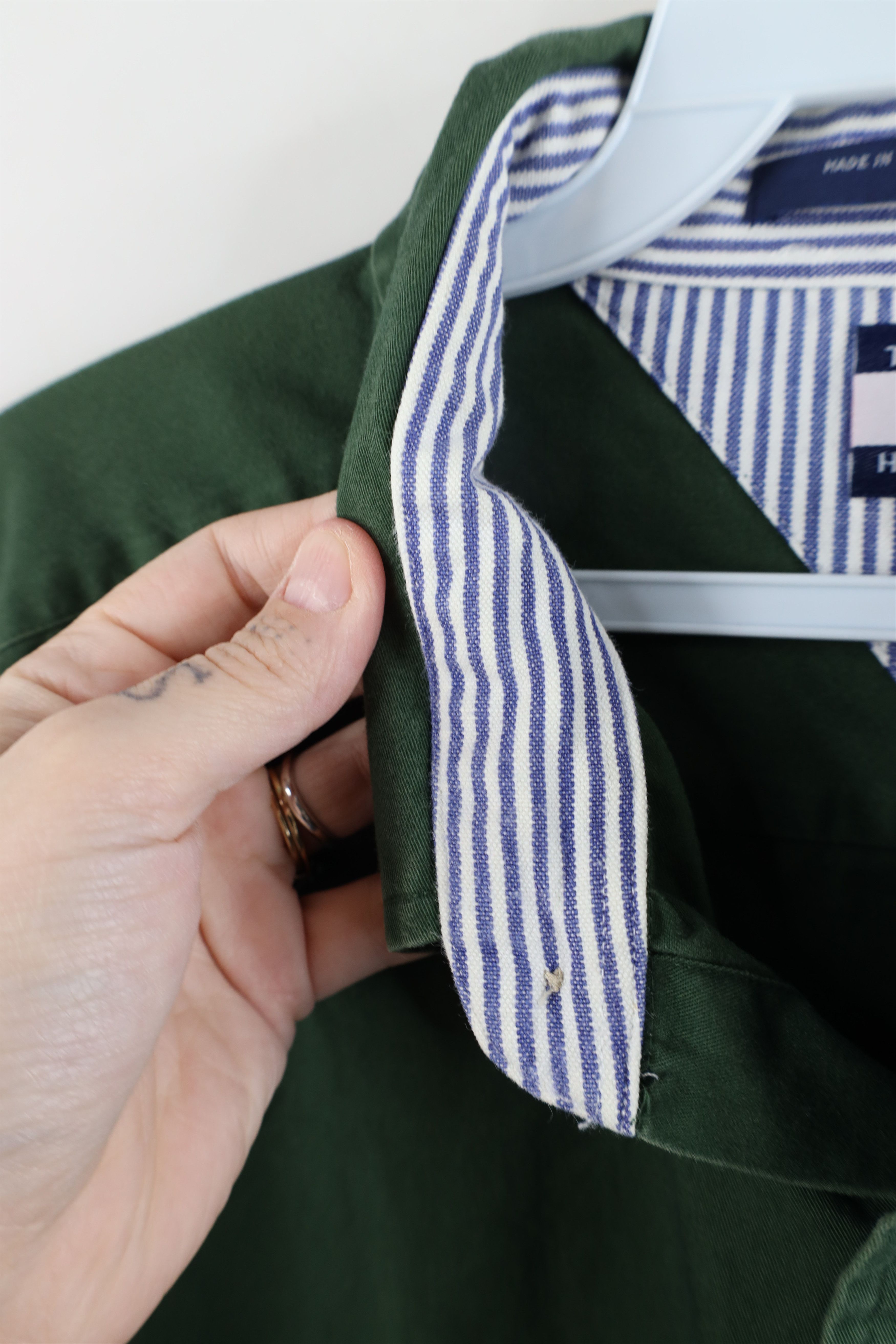 Tommy Hilfiger × Vintage Vintage 90s Tommy Hilfiger Collared Button Down Shirt Green Size US XL / EU 56 / 4 - 10 Thumbnail