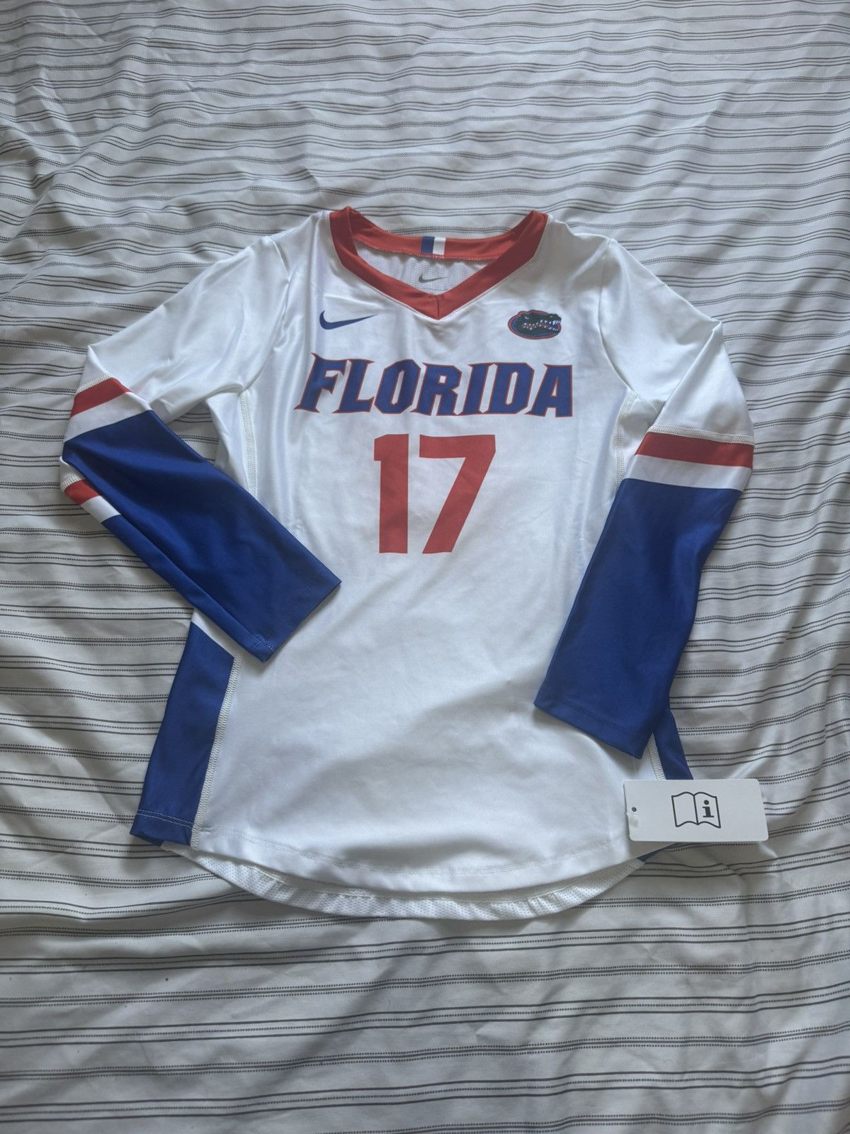 Nike Nike Florida Gators Volleyball Jersey NWT White Blue M Size M / US 6-8 / IT 42-44 - 1 Thumbnail