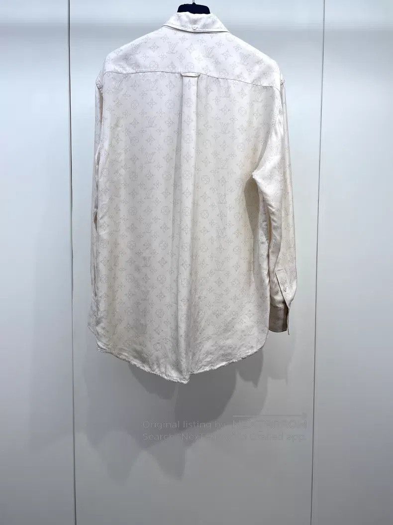 Louis Vuitton Louis Vuitton Classic Old Pattern Silk Shirt Size XS / US 0-2 / IT 36-38 - 2 Thumbnail