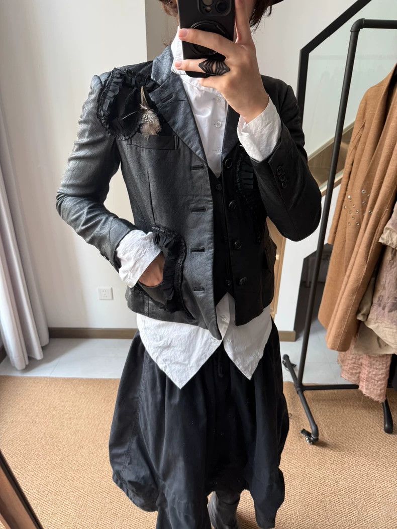 Comme des Garcons Comme des Garcons Heart Patch Leather Blazer Size US S / EU 44-46 / 1 - 1 Thumbnail