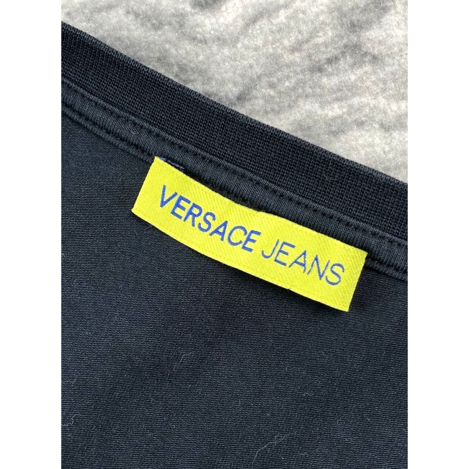 Versace Jeans Couture VINTAGE Versace Jeans Couture T Shirt Big Logo Men Size L Black Shirt Mens Size US L / EU 52-54 / 3 - 5 Thumbnail