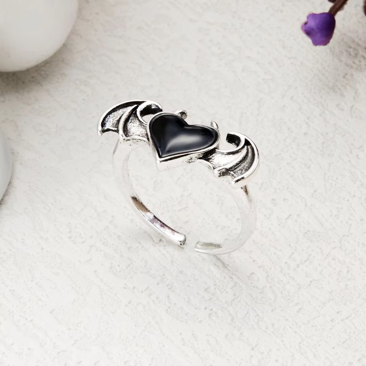 Jewelry Retro Black Red Love Heart Demon Wings Rings Size ONE SIZE - 4 Thumbnail
