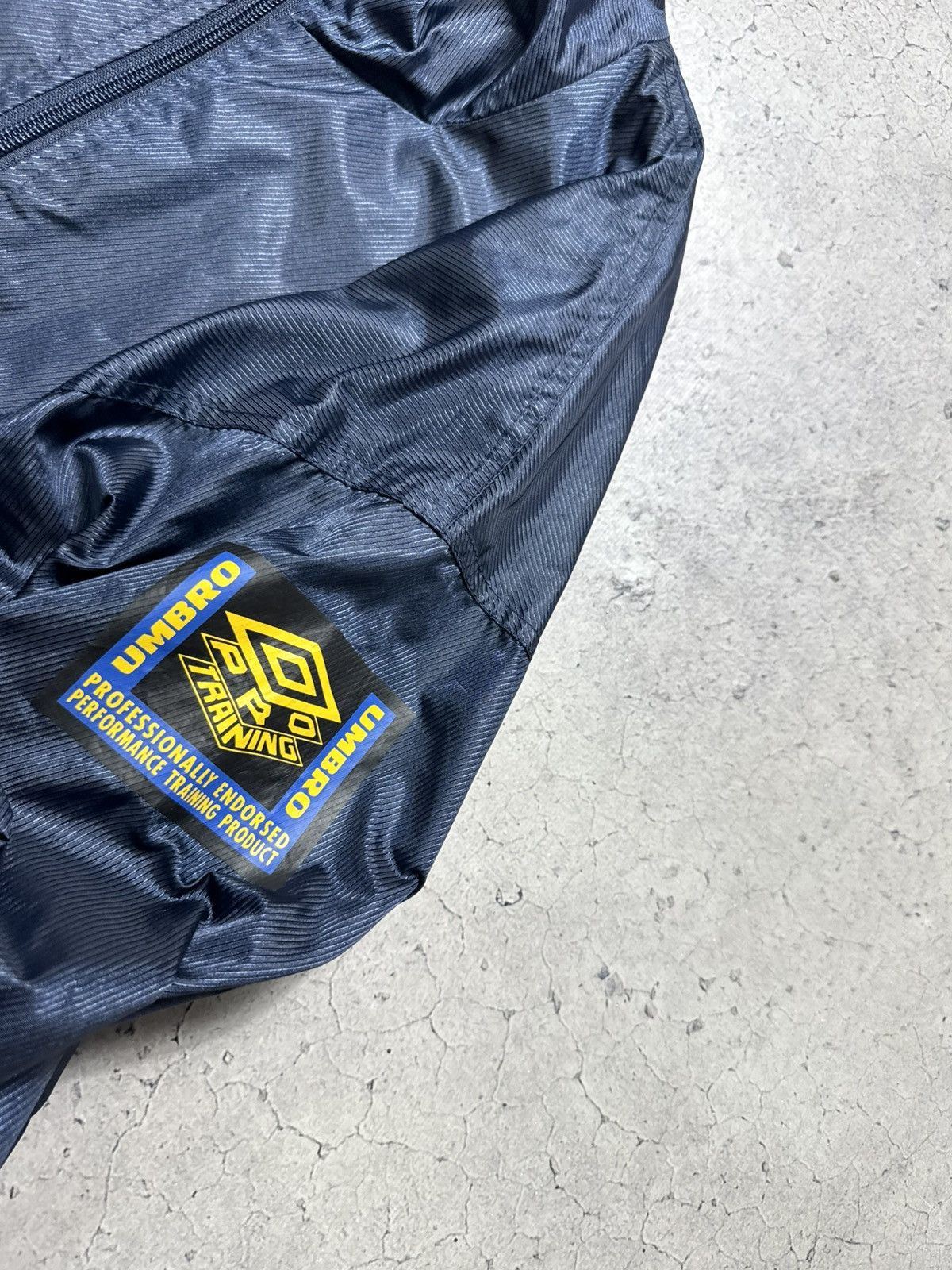 Umbro Umbro Pro Training Vintage 90’s Nylon Jacket Size US M / EU 48-50 / 2 - 8 Thumbnail