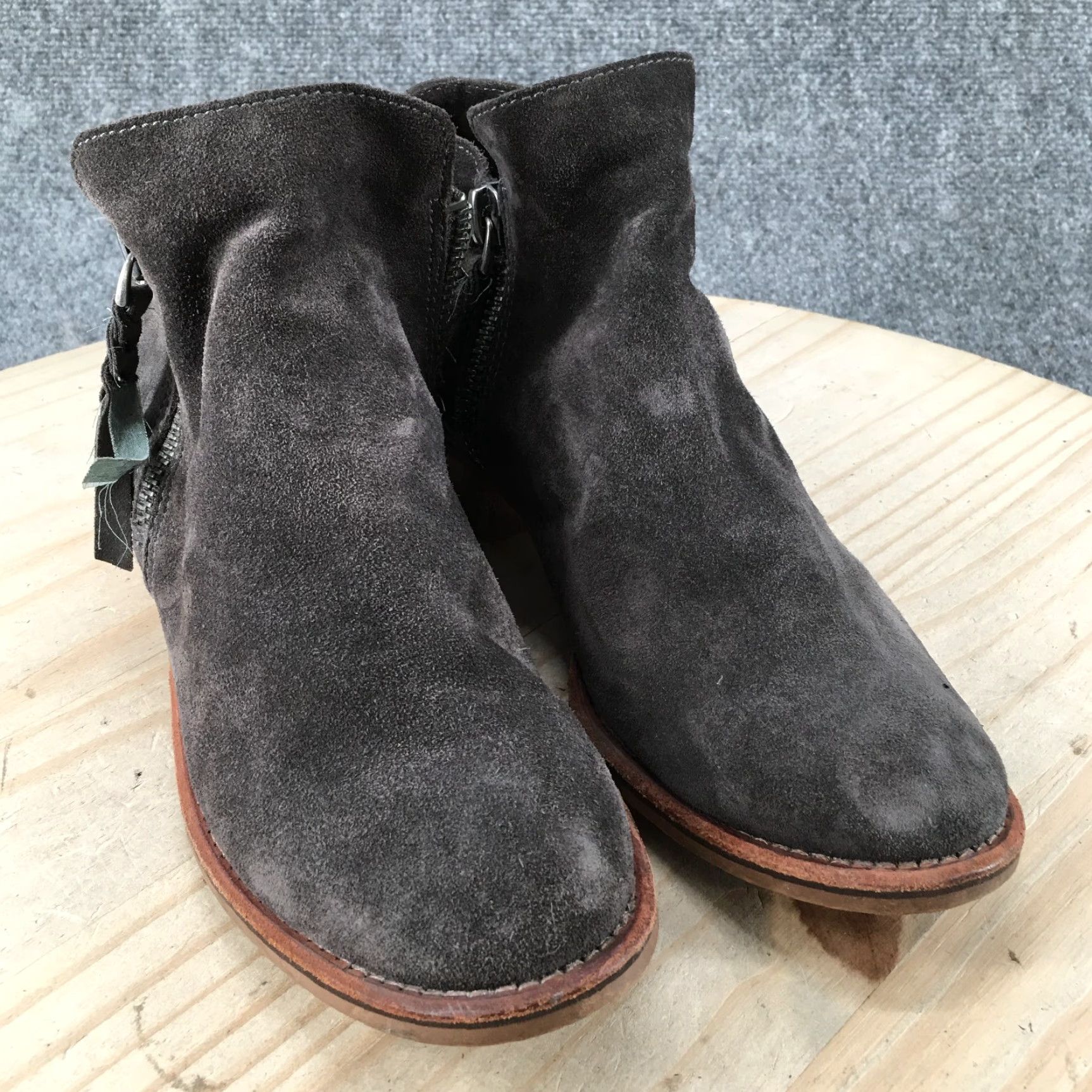 Dolce Vita Dolce Vita Boots Womens 9 Ankle Booties Tassel Zip Up Block Heels Gray Suede Bootie Ladies Gray Suede 9 US Womens Shoes Size US 9 / IT 39 - 3 Thumbnail