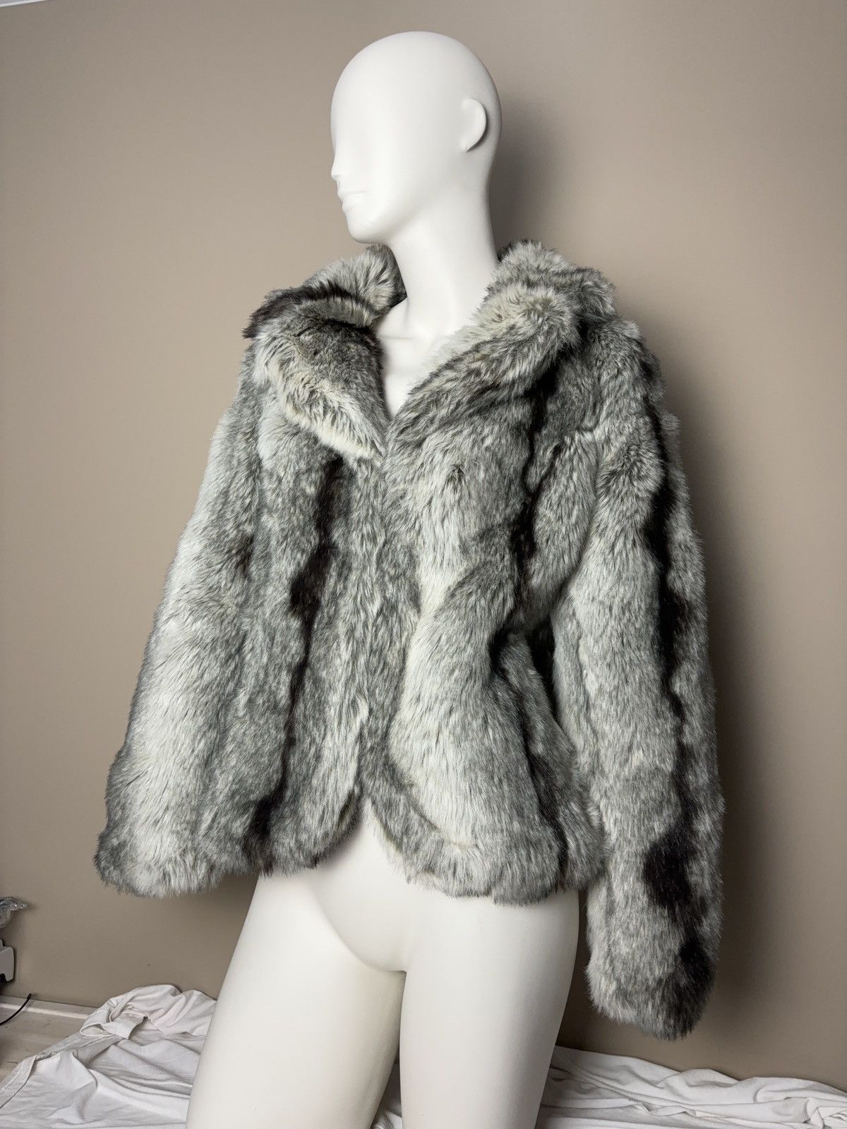 Vintage Vintage amazing faux fur coat fluffy opium coat Size L / US 10 / IT 46 - 4 Thumbnail