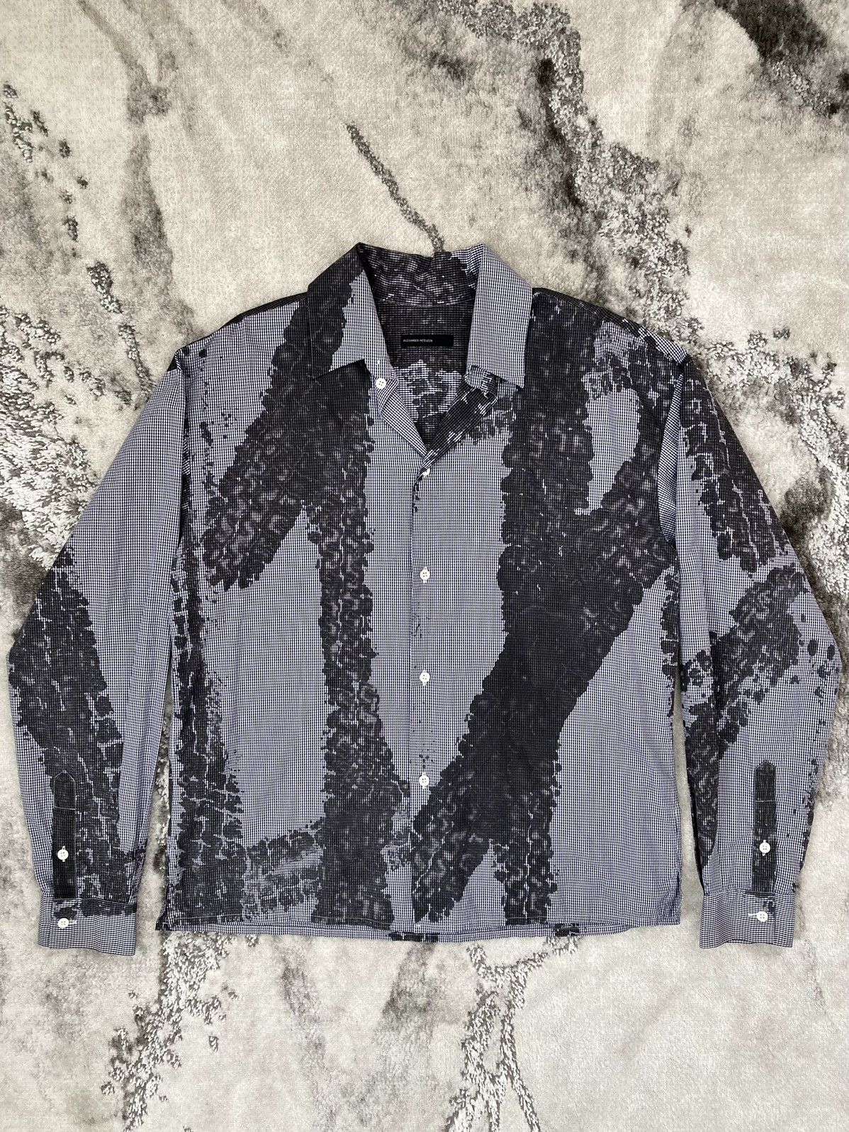 Alexander McQueen S/S 1997 Checkered Tire Track Shirt Size US M / EU 48-50 / 2 - 1 Thumbnail
