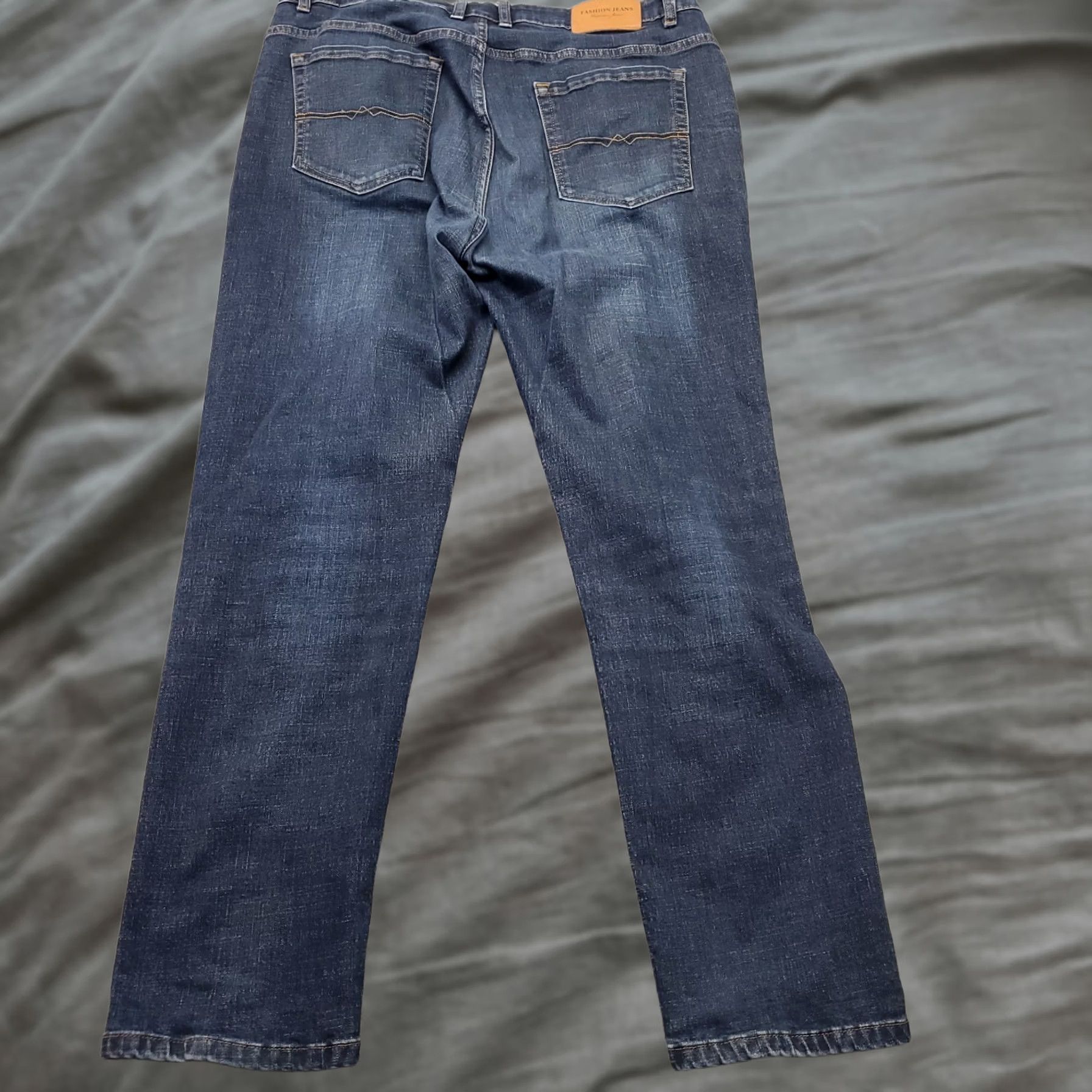 Vintage Fashion Jeans Mens 38 Blue Denim Regular Fit Whiskered Dark Wash Straight Leg Jeans Size US 38 / EU 54 - 1 Thumbnail