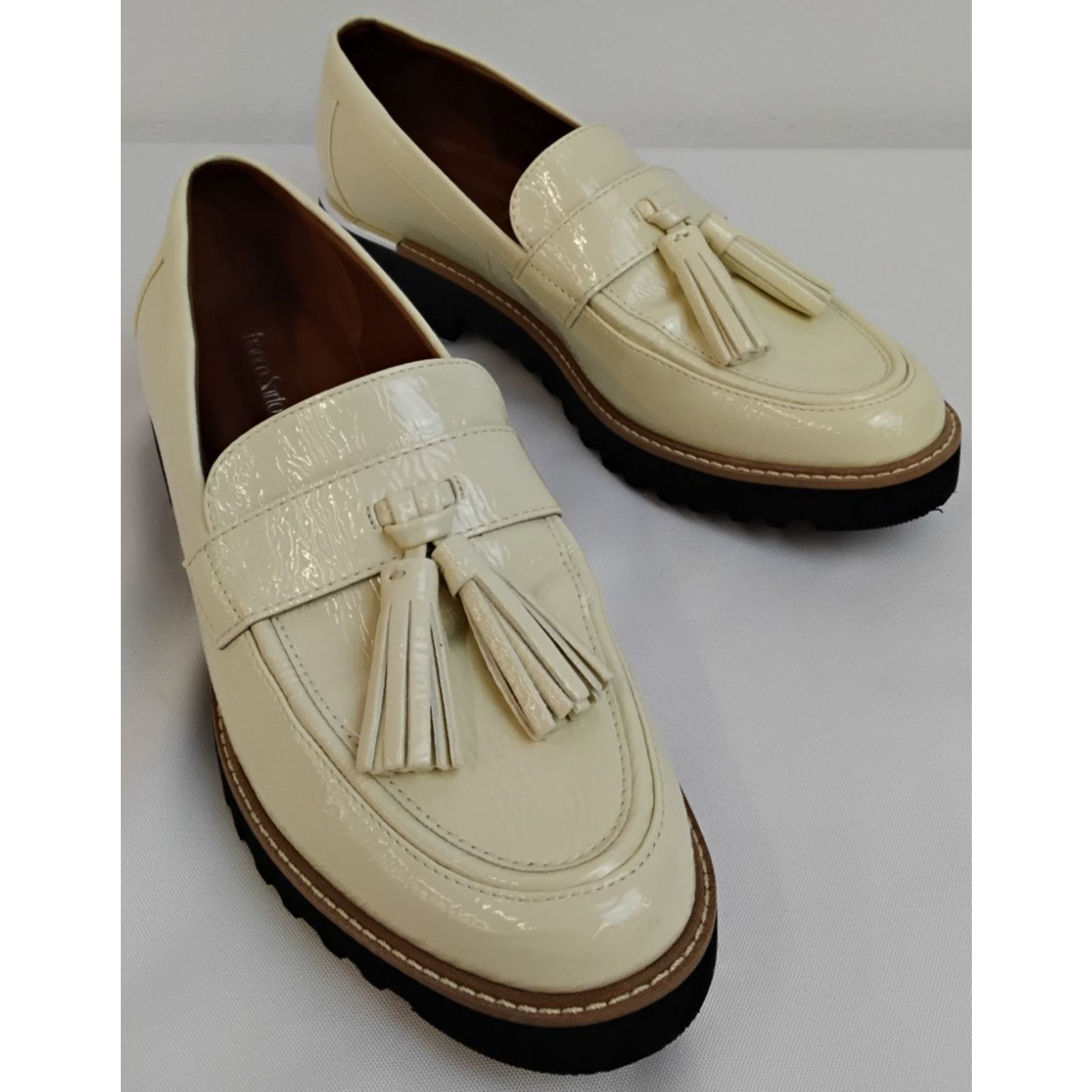 Franco Sarto Franco Sarto Patent Leather Tassel Loafers Women's 8.5 Ivory Size US 8.5 / IT 38.5 - 3 Thumbnail
