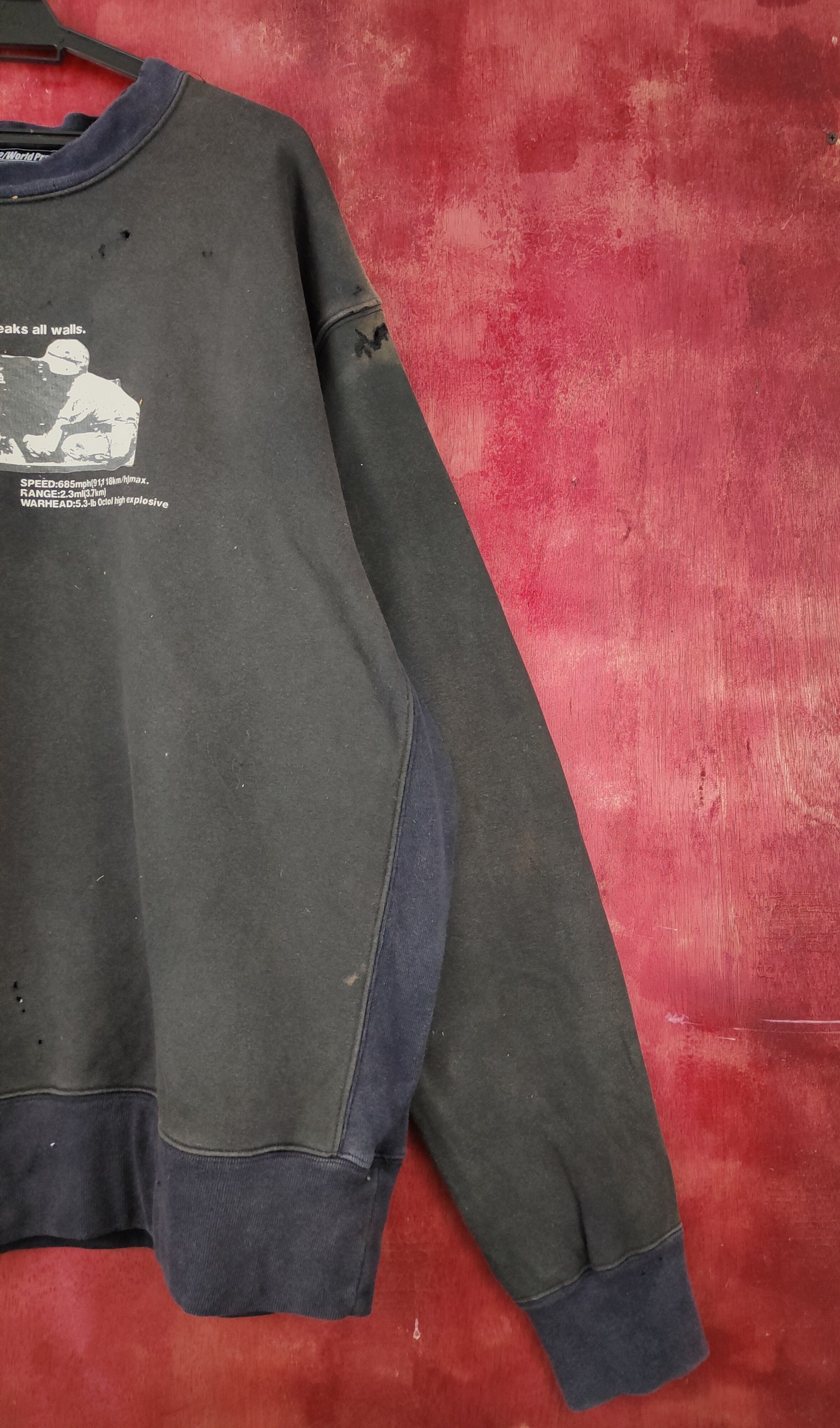 Vintage DL Jus-2/World Premier war ripped vintage Sweatshirts #S2135 Size US XL / EU 56 / 4 - 10 Thumbnail