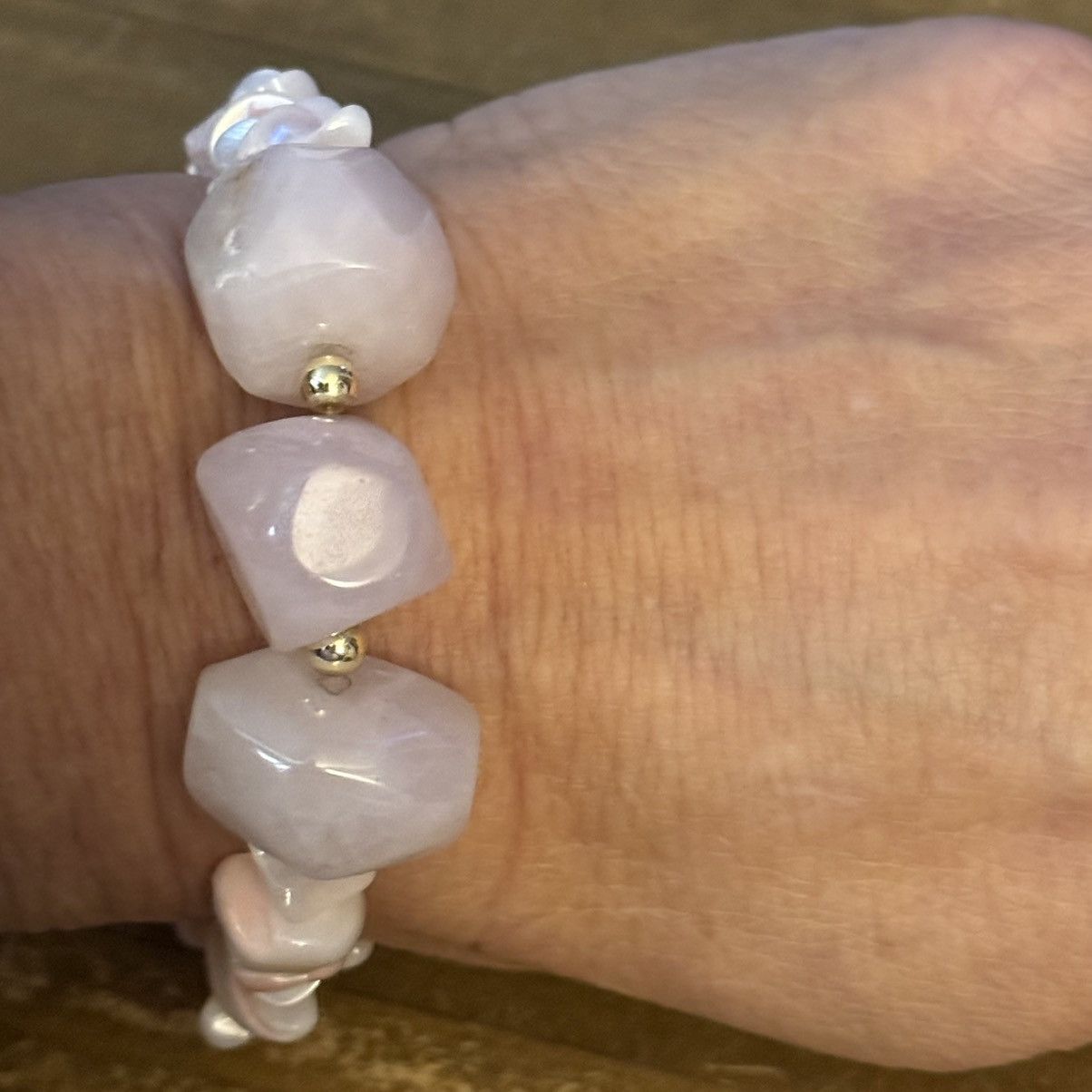 Other Chunky Rose Quartz shell chip stretch bracelet Size ONE SIZE - 3 Thumbnail
