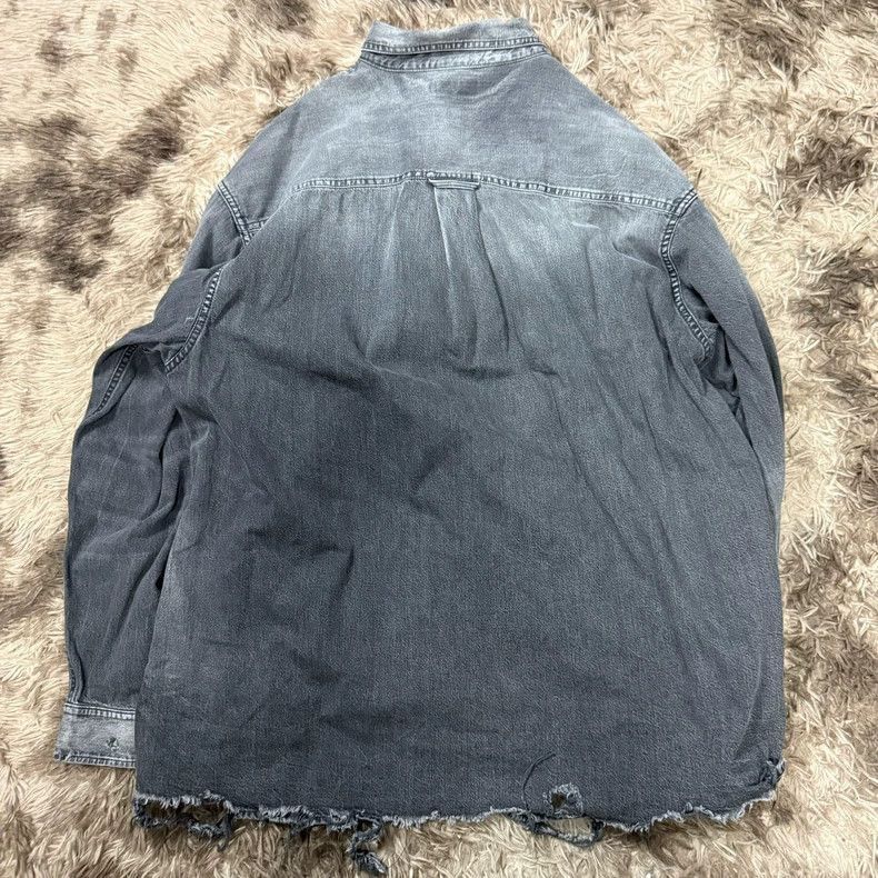 Balenciaga Balenciaga SS21 Ripped Denim Shirt Jacket Size US L / EU 52-54 / 3 - 3 Thumbnail
