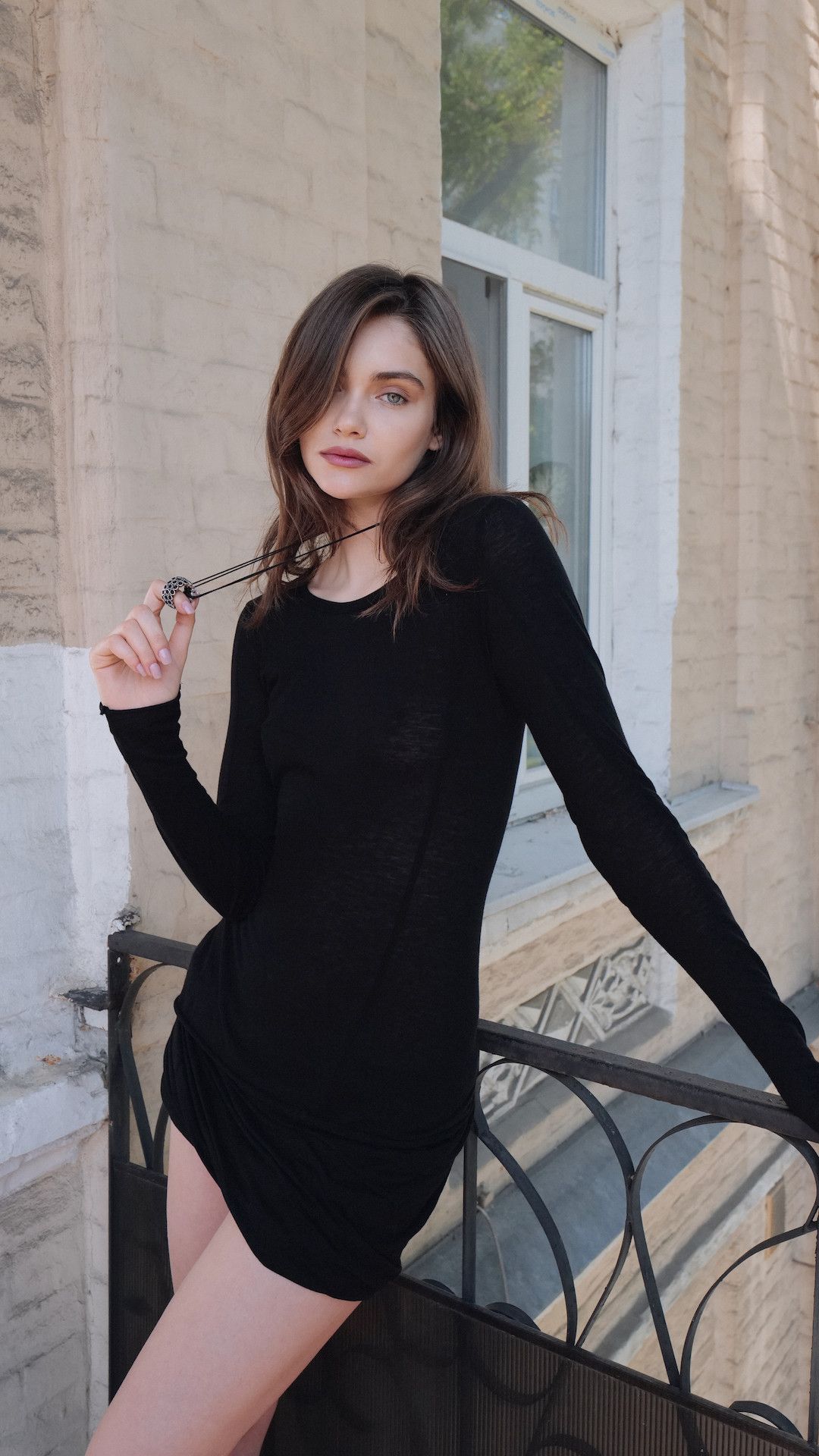 Other ASSYMETRIC TWISTED LONGSLEEVE Size M / US 6-8 / IT 42-44 - 12 Thumbnail