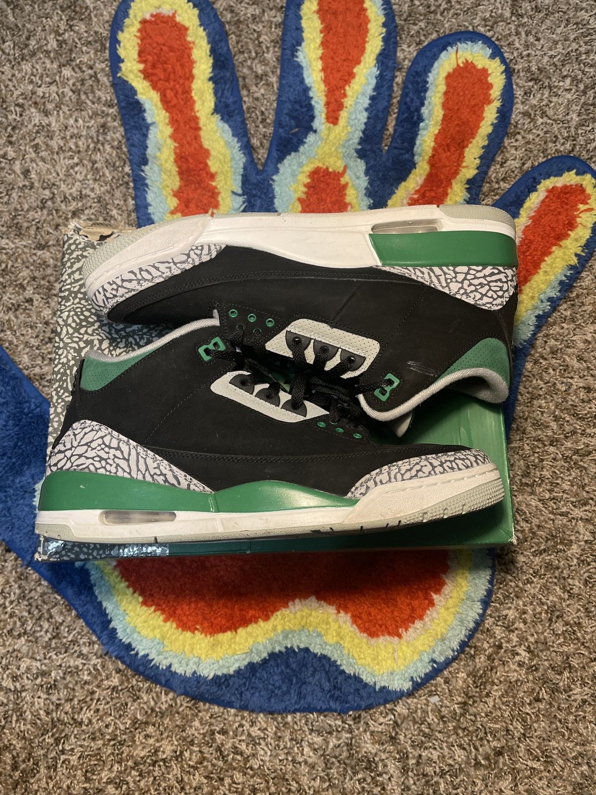 Jordan Brand Air Jordan 3 Retro “Pine Green” Size US 13 / EU 46 - 3 Thumbnail