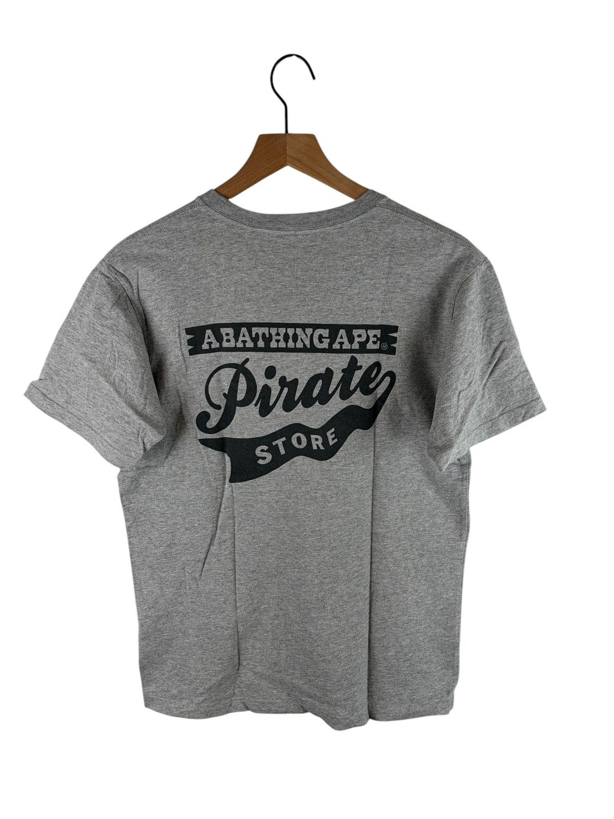 Bape Bape Pirates Logo Print Tee Size US M / EU 48-50 / 2 - 1 Thumbnail