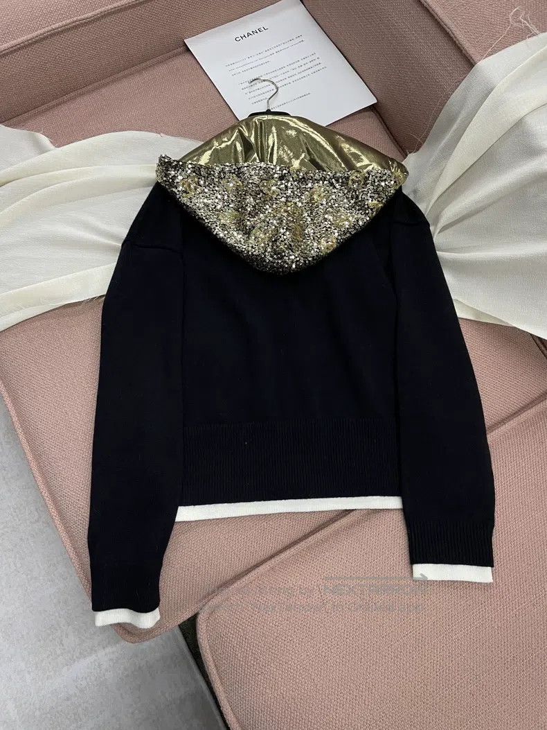 Chanel Chanel 24C gold sequin jacket Size S / US 4 / IT 40 - 2 Thumbnail