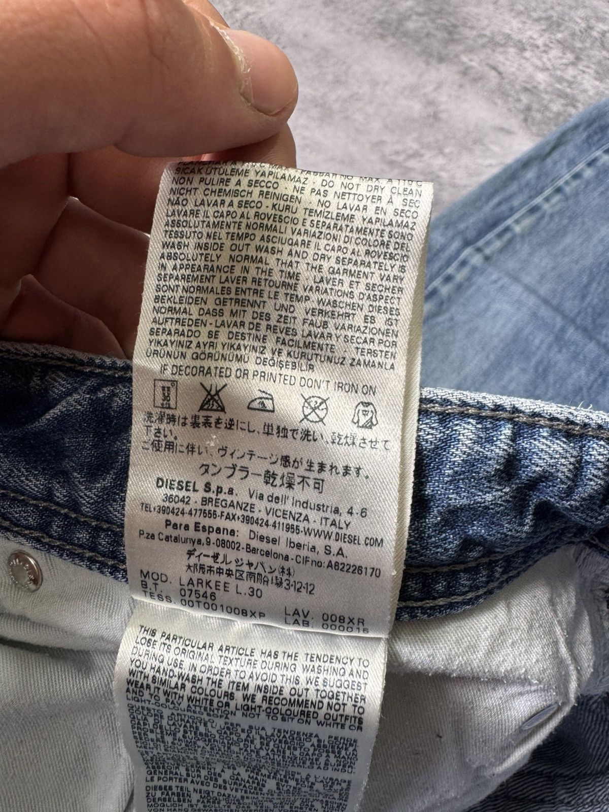 Diesel Y2K Distressed Diesel Jeans Baggy Size US 36 / EU 52 - 21 Thumbnail