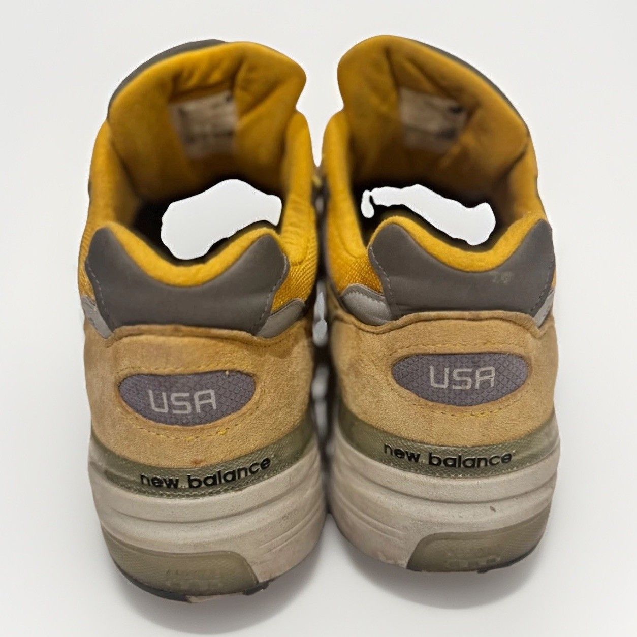 New Balance New Balance 992 “Gold Cream” Yellow Made In USA Size US 11.5 Size US 11.5 / EU 44-45 - 6 Thumbnail