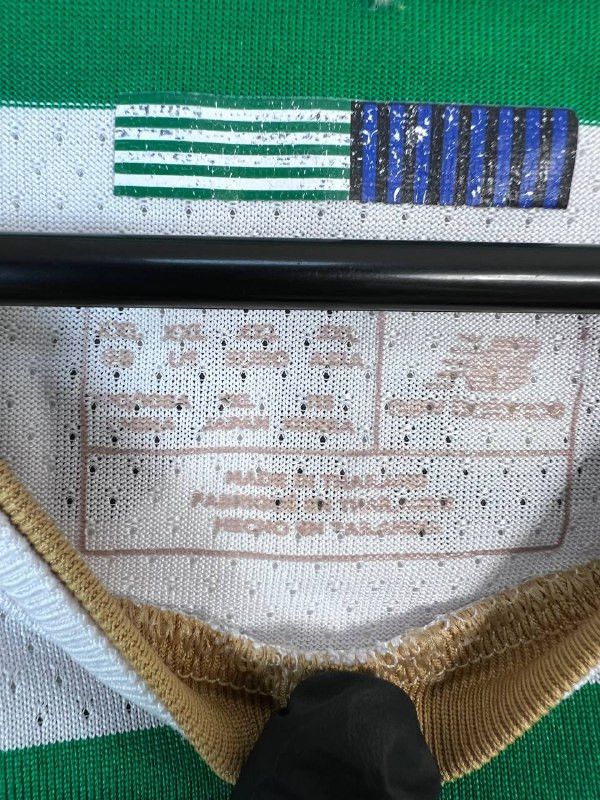 New Balance CELTIC 2017 2018 HOME SHIRT JERSEY NEW BALANCE SIZE XL Size US XL / EU 56 / 4 - 3 Thumbnail