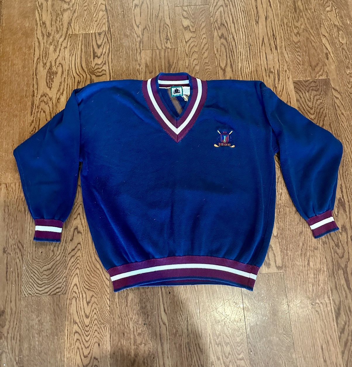 Izod × Vintage Izod Golf Preppy Sweater V Neck Large Graphic 90’s Y2K Size US L / EU 52-54 / 3 - 5 Thumbnail