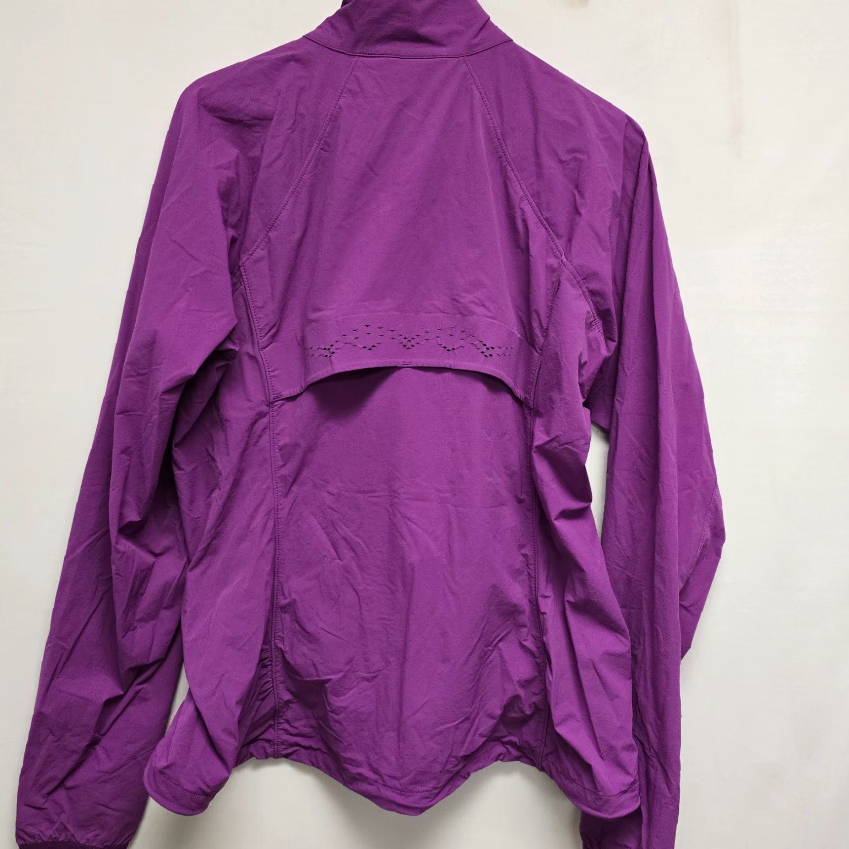 Mountain Hardwear Mountain Hardwear Acadia Jacket Womens XL Purple Windbreaker Hooded Zip Pockets Water Resistant Recycled Nylon 90s? Size XL / US 12-14 / IT 48-50 - 2 Thumbnail