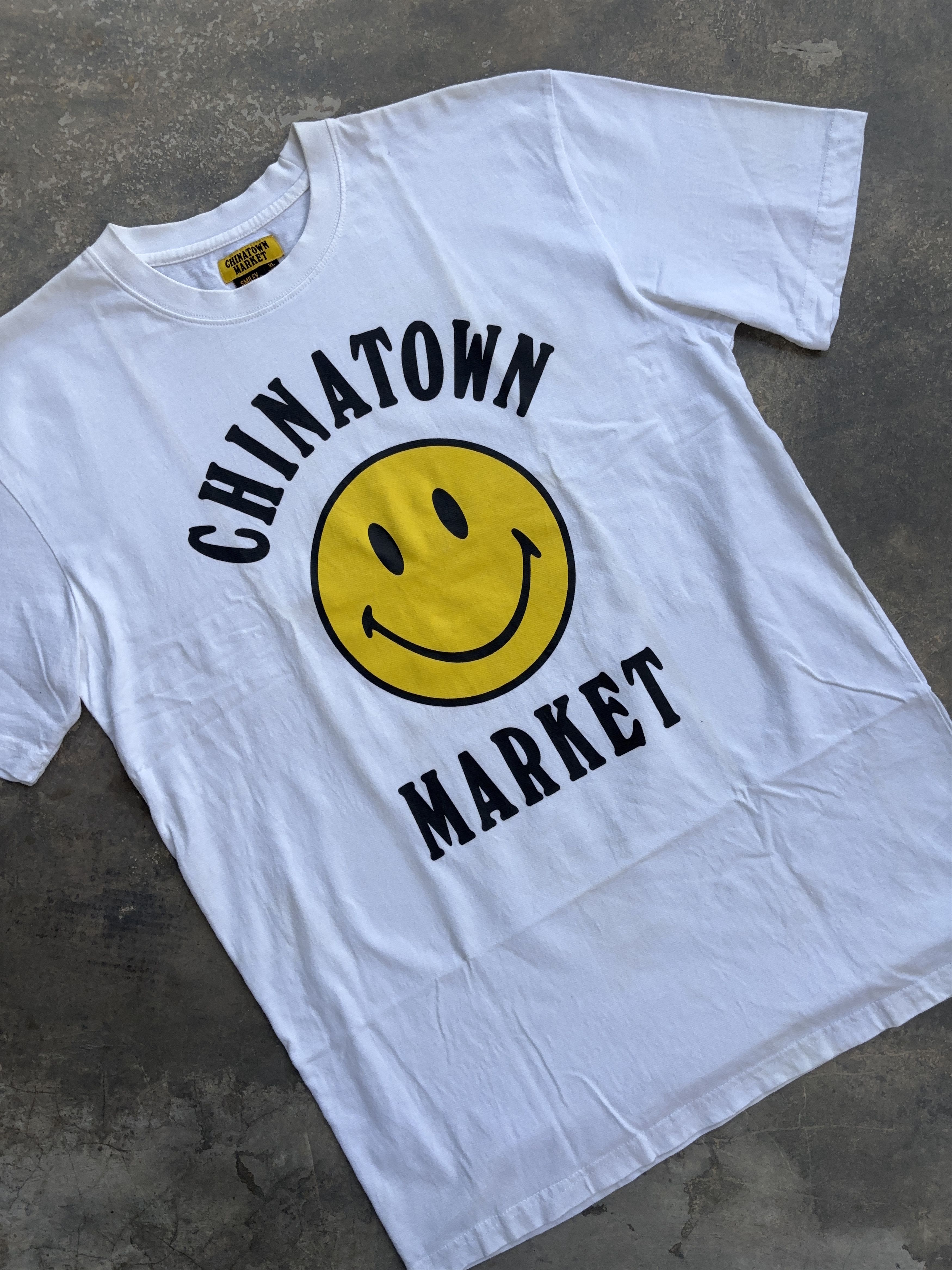 Other Chinatown Market Smiley White Logo T-Shirt Size US XL / EU 56 / 4 - 7 Thumbnail