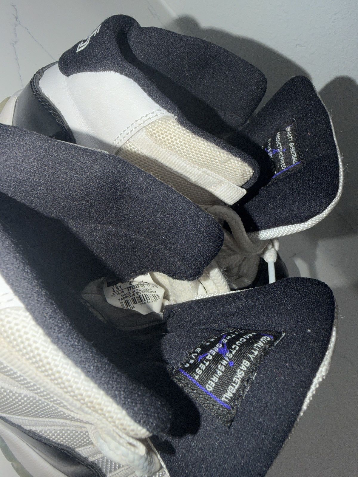 Other AIR JORDANS 11 Size US 4.5 / IT 34.5 - 7 Thumbnail