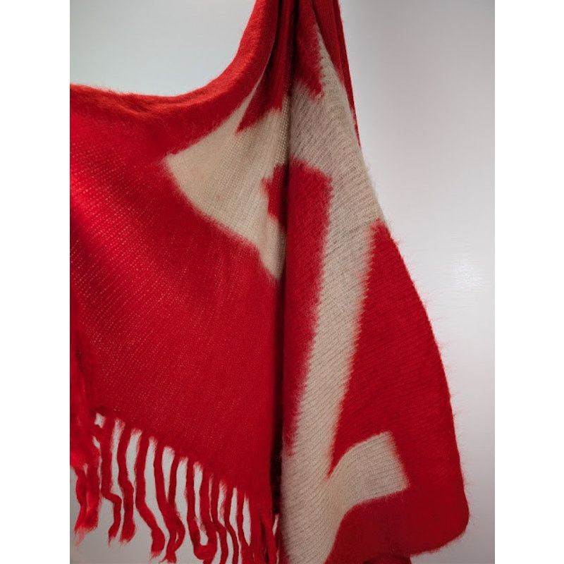 Off-White o1rshd1 Size: OS / CNY Home Blanket in Red Gold Size ONE SIZE - 11 Thumbnail
