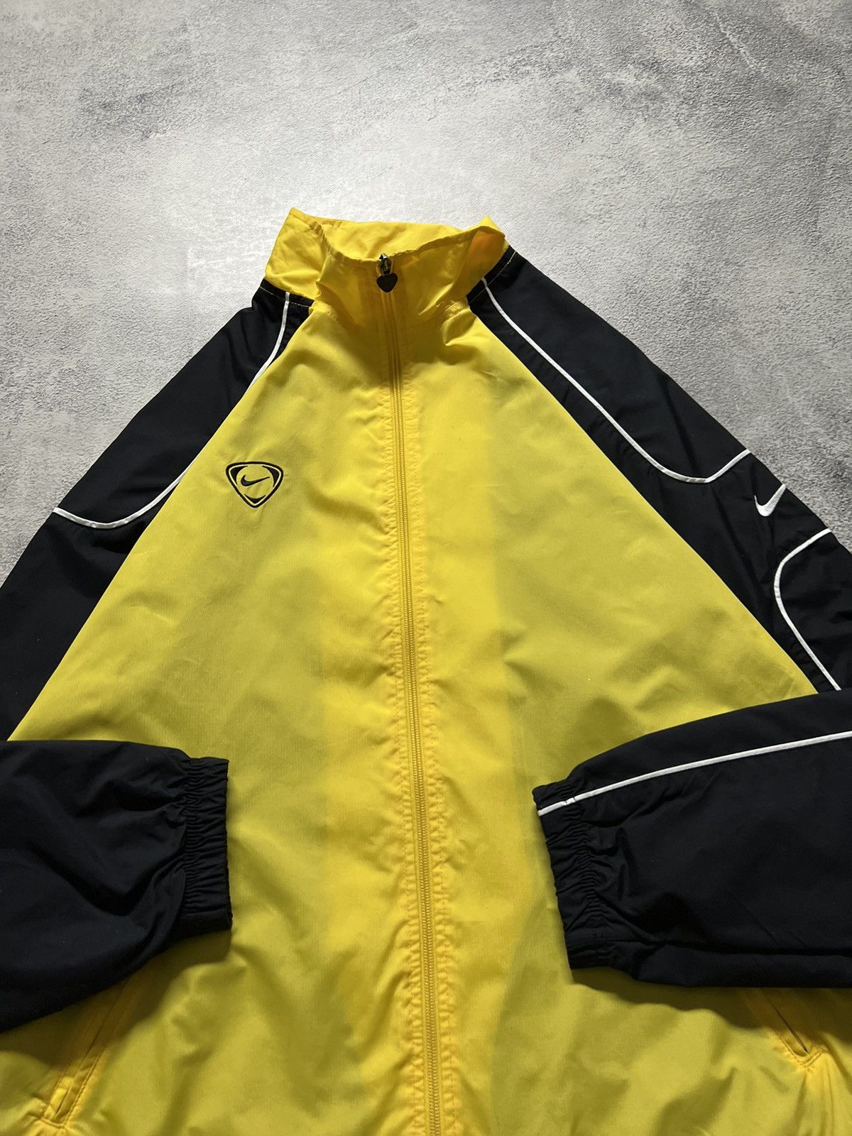 Nike × Vintage Vintage Y2k Nike 💛 Nylon Jacket 00’s Size US L / EU 52-54 / 3 - 3 Thumbnail
