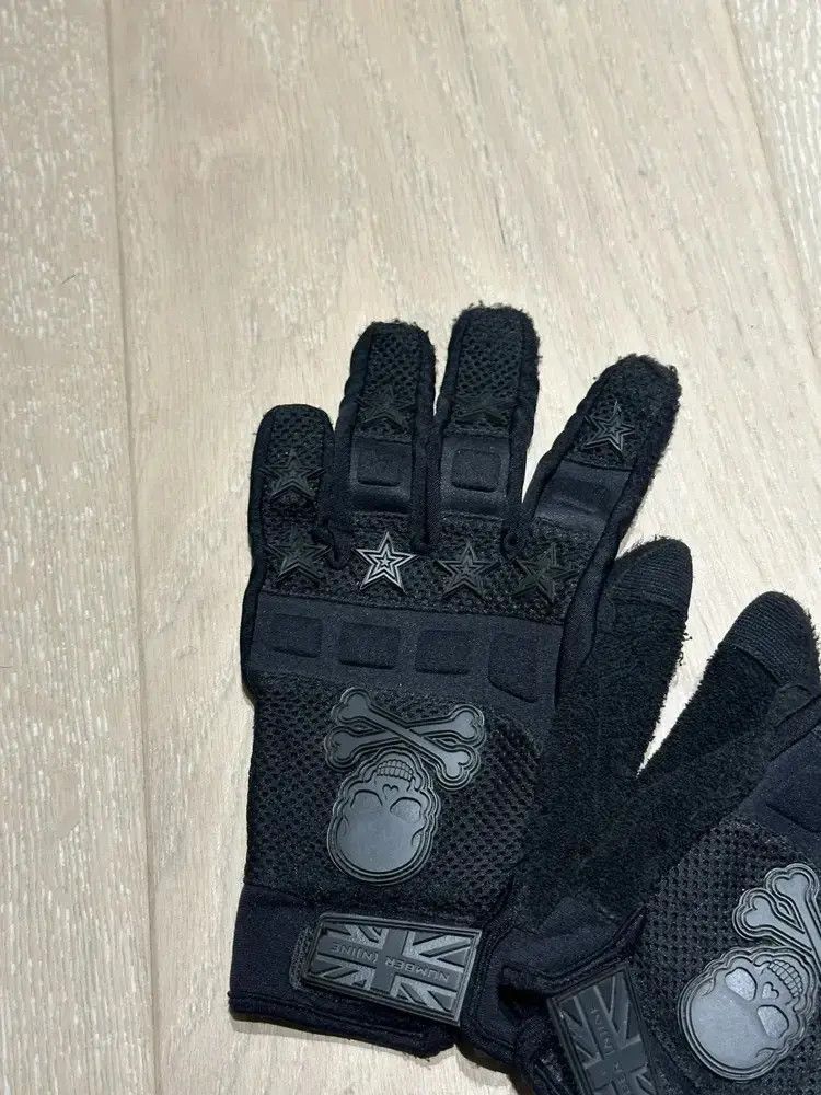 Number (N)ine Number Nine 02AW Skull Patches Suede Gloves Size ONE SIZE - 5 Thumbnail