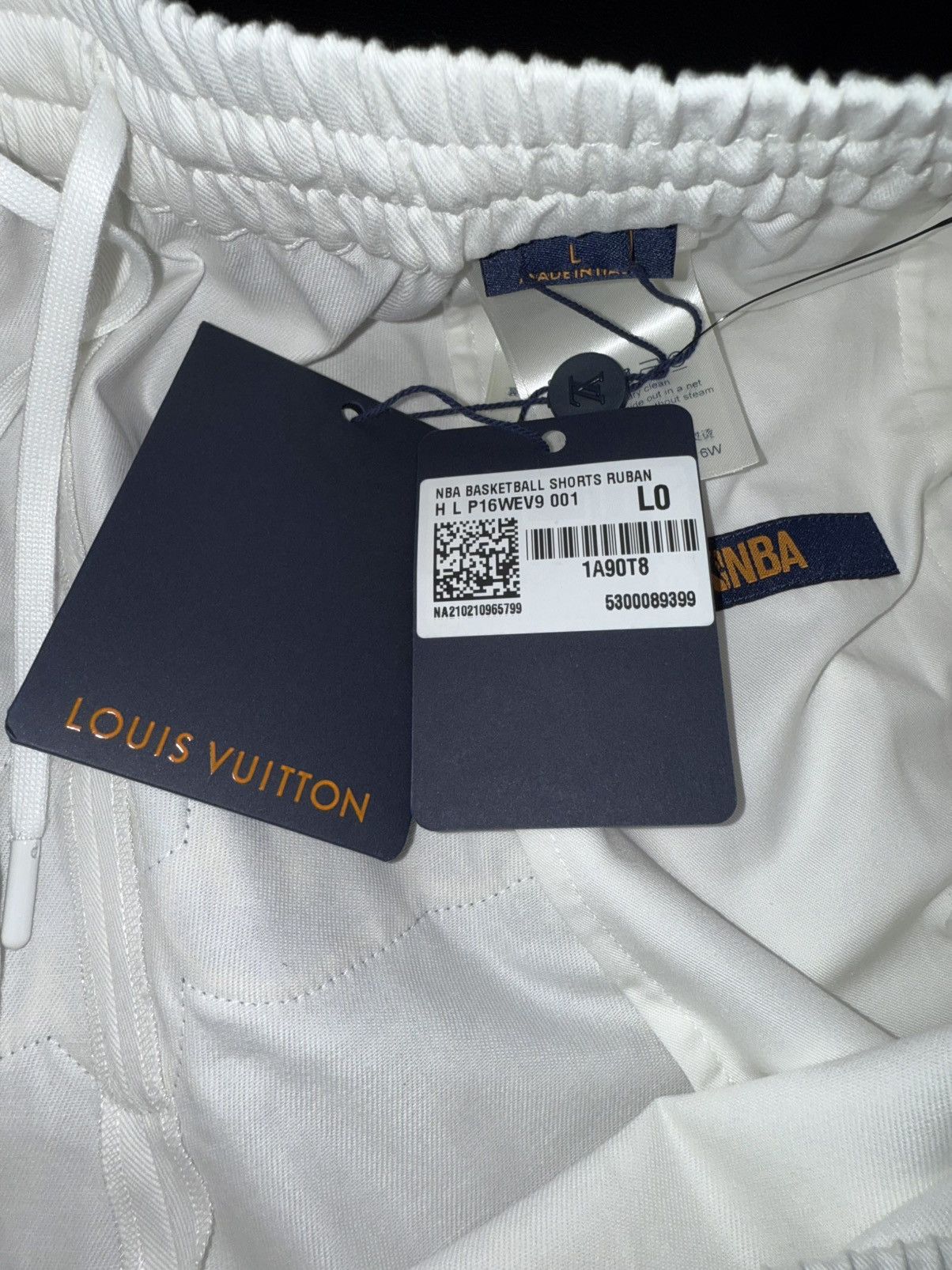 Louis Vuitton Louis Vuitton nba logo shorts L Size US 34 / EU 50 - 7 Thumbnail