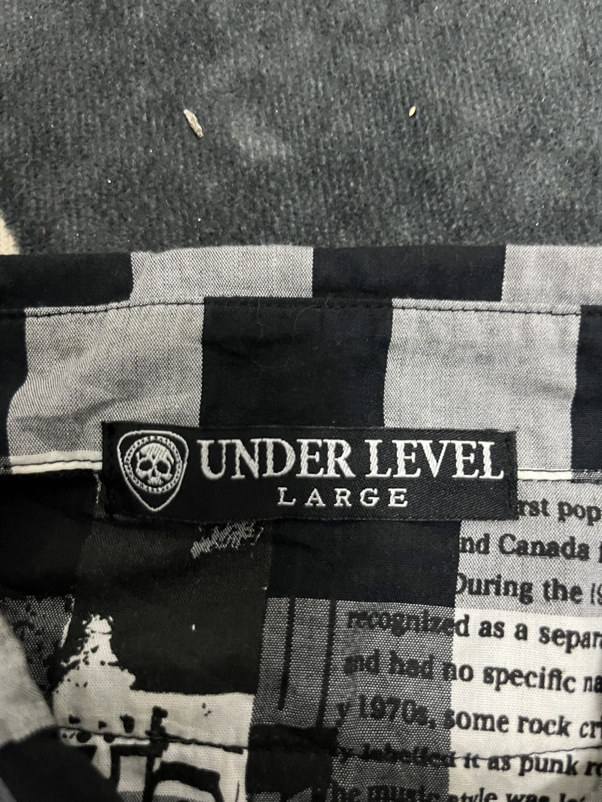 Seditionaries 💥UNDER LEVEL Punk Is Dead Seditionaries Style Marxisme Size US L / EU 52-54 / 3 - 7 Thumbnail