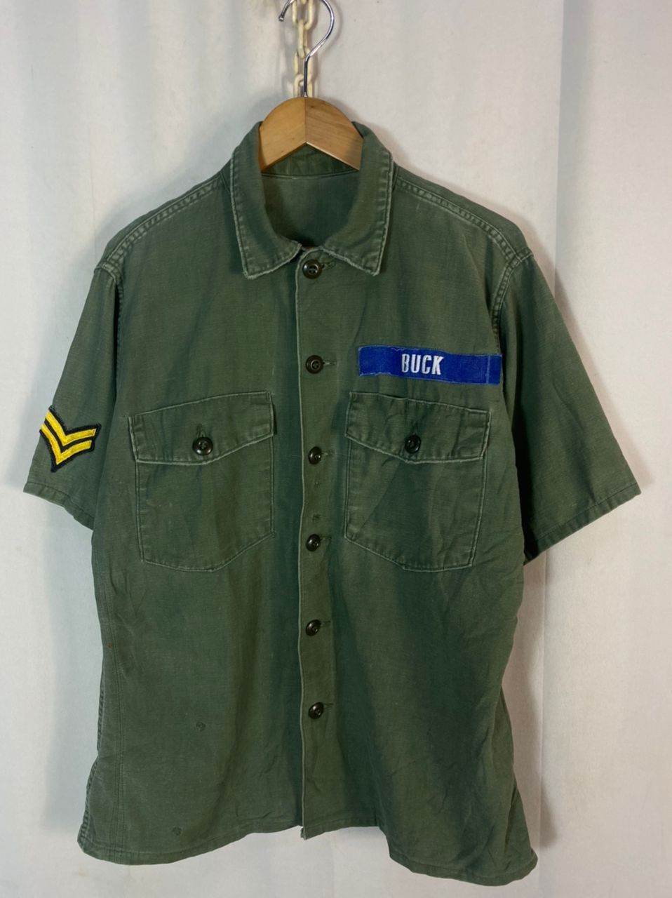 Vintage Vintage us army 60s/70s og107 button up shirt with patches Size US L / EU 52-54 / 3 - 1 Thumbnail