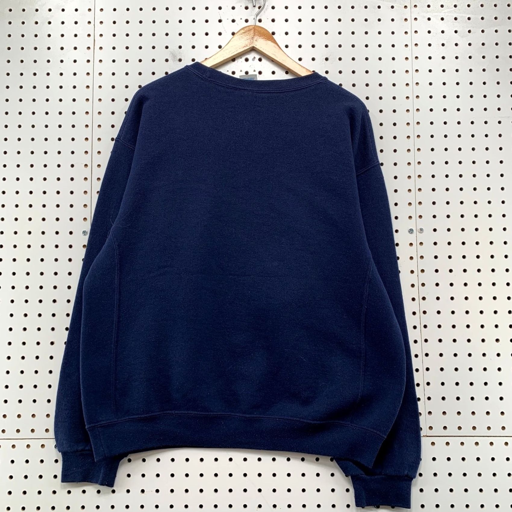 Russell Athletic VINTAGE Russell Athletic UIC College Nursing Sweatshirt Mens L Navy Blue Fleece Crewneck Size US L / EU 52-54 / 3 - 2 Thumbnail