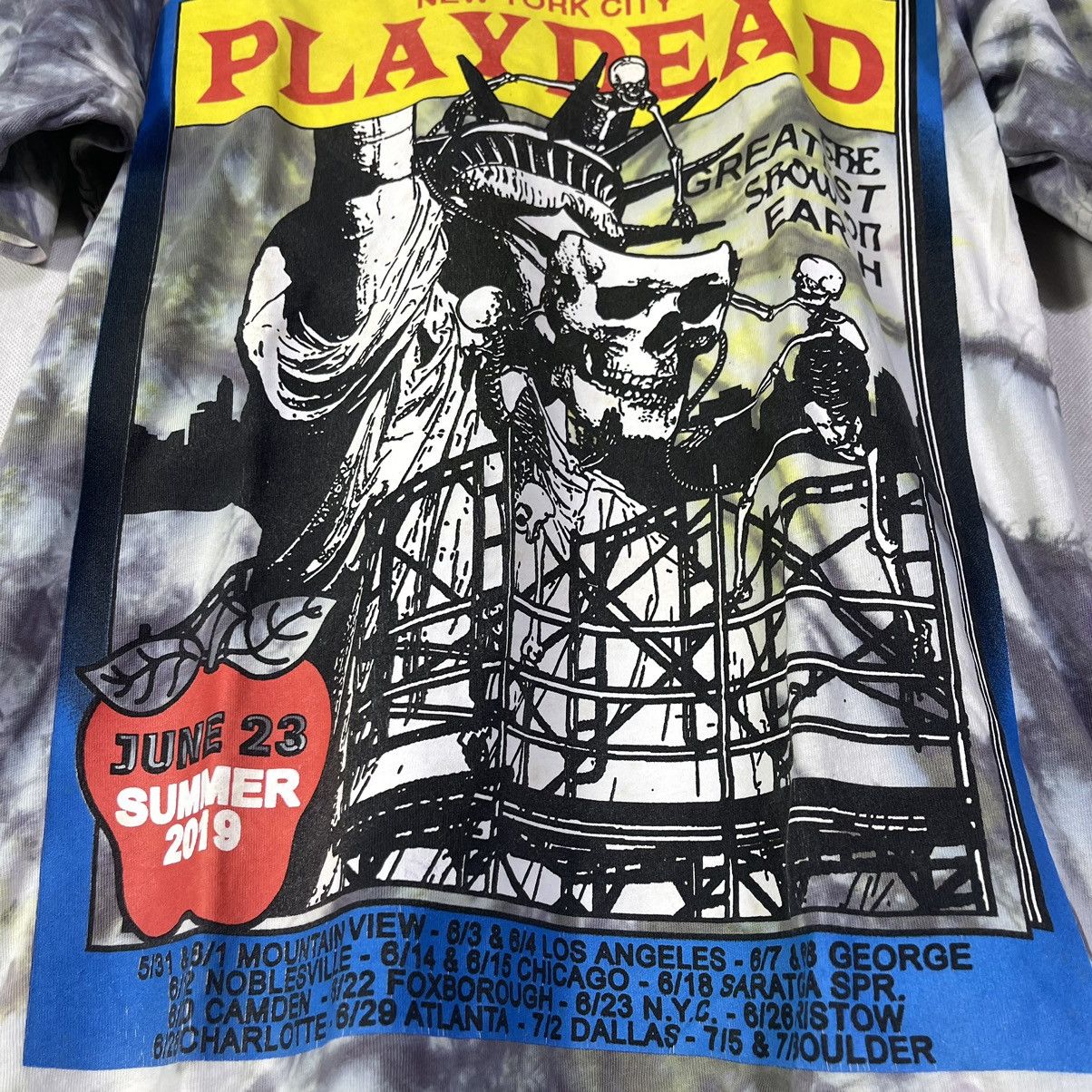 Online Ceramics Online Ceramics NYC Play Dead Skull Tee Size US M / EU 48-50 / 2 - 2 Thumbnail