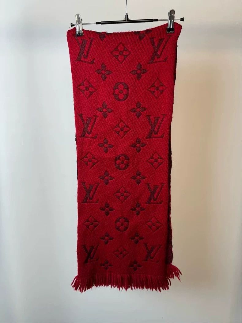 Louis Vuitton louis vuitton red patterned scarf-dmc Size ONE SIZE - 1 Thumbnail