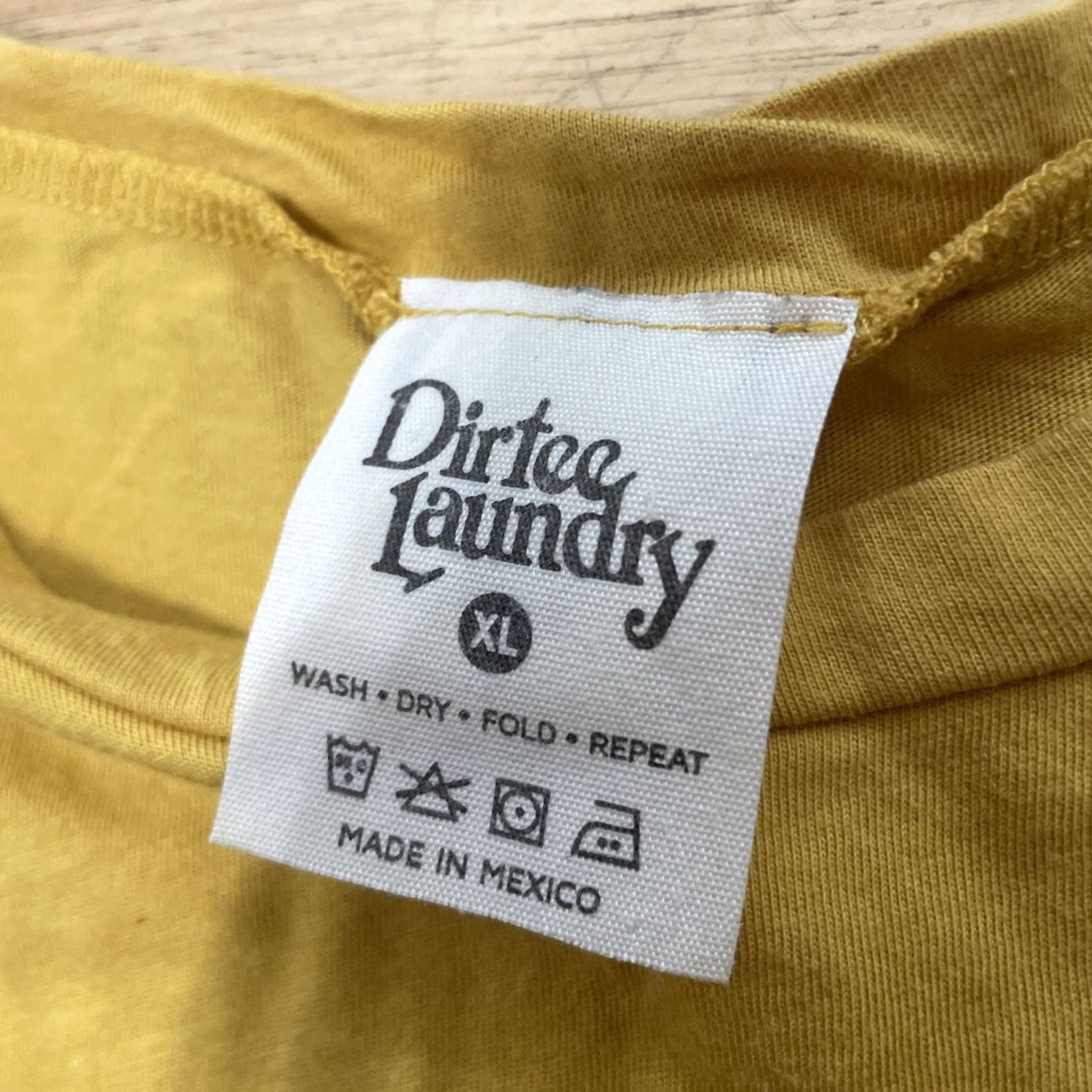 Vintage VINTAGE Dirtee Laundry Crop Top Shirt Women XL Y2k Fairy Sun Moon Desert Yellow 38" Size XL / US 12-14 / IT 48-50 - 6 Thumbnail