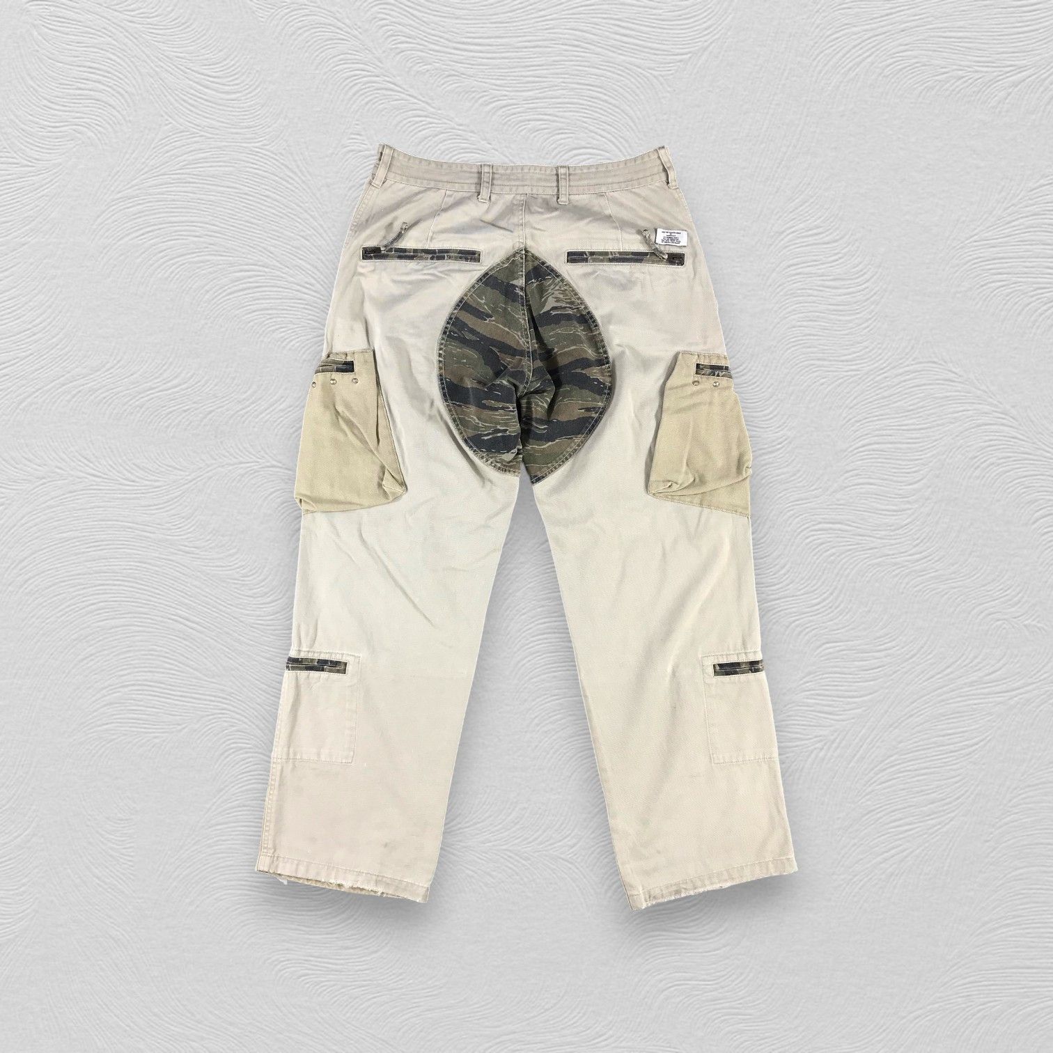 Japanese Brand HNBM Camo Cargo Pants Multi Pocket Tactical Trousers Size US 32 / EU 48 - 2 Thumbnail