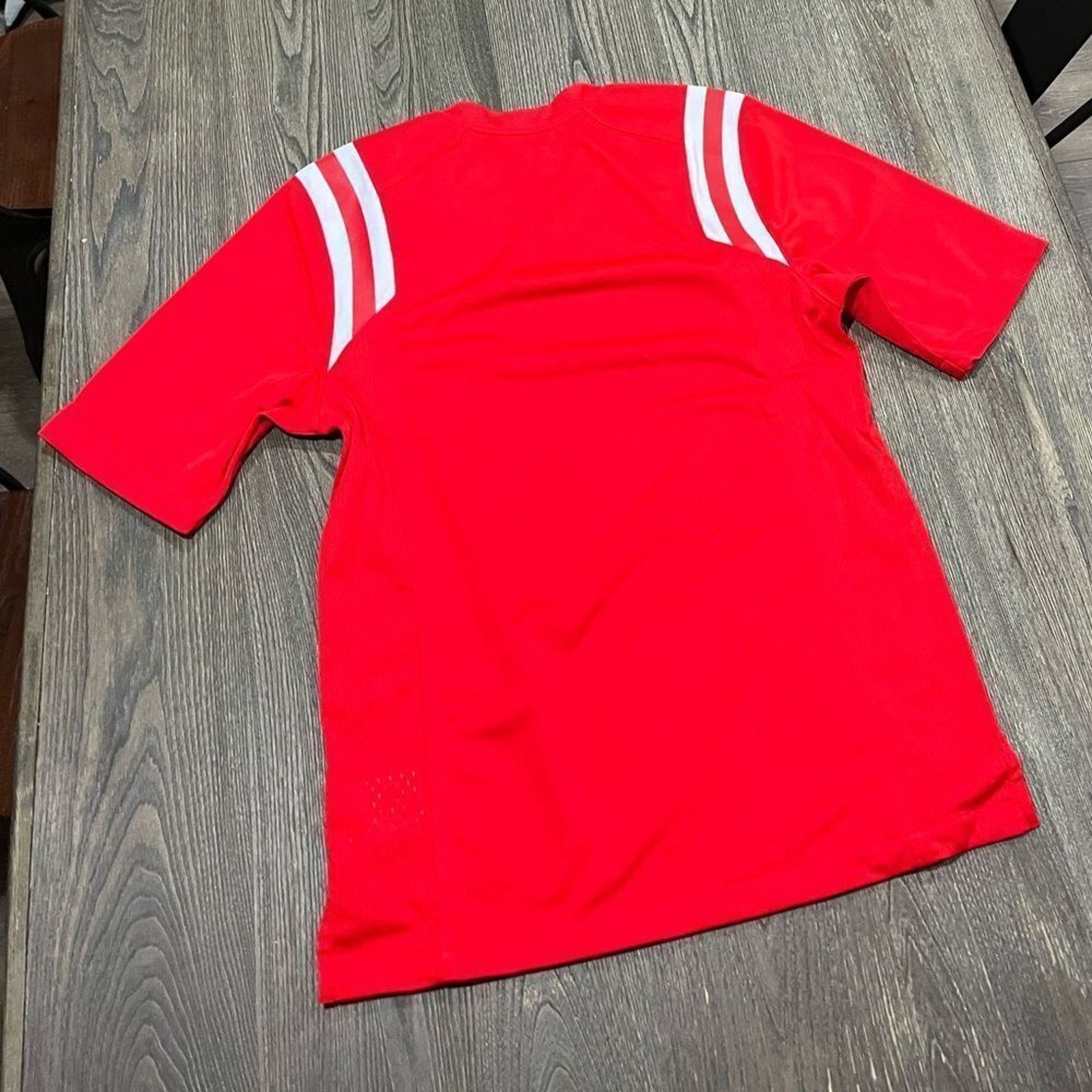 Nike NWOT Nike Team Jersey V-Neck Swoosh Logo Print Red White S Size US S / EU 44-46 / 1 - 6 Thumbnail
