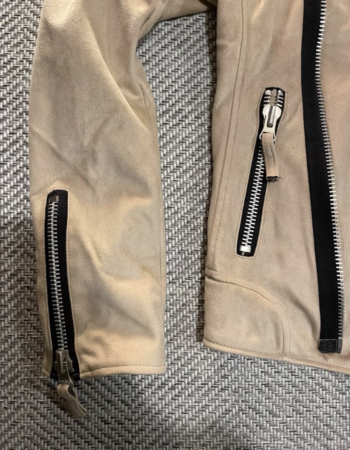 Attachment Attachment Khaki Suede Biker / Riding Jacket K24 Size US L / EU 52-54 / 3 - 4 Thumbnail
