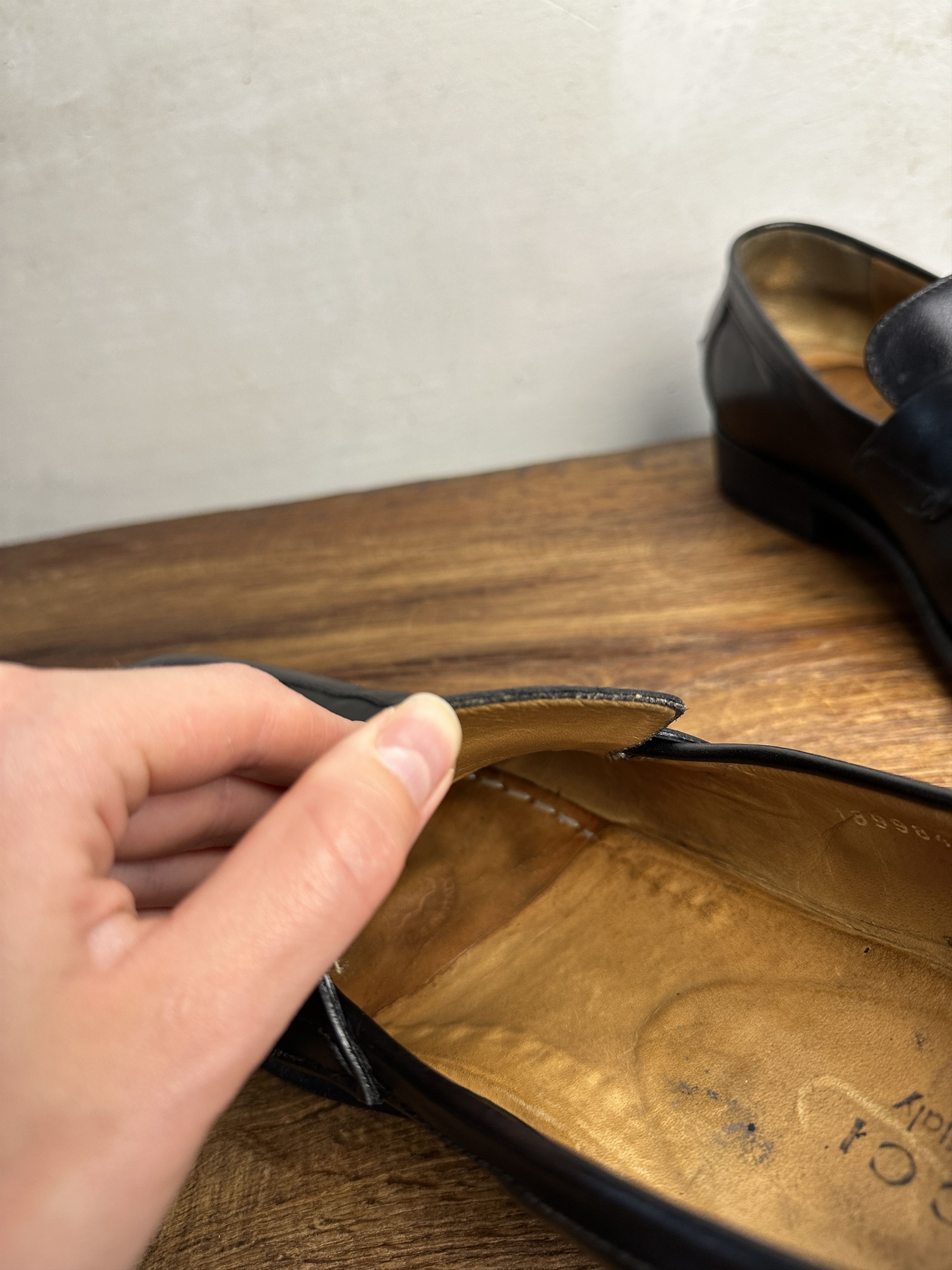 Gucci Casual Leather Gucci Cap Toe Shoes Size US 10 / EU 43 - 9 Thumbnail
