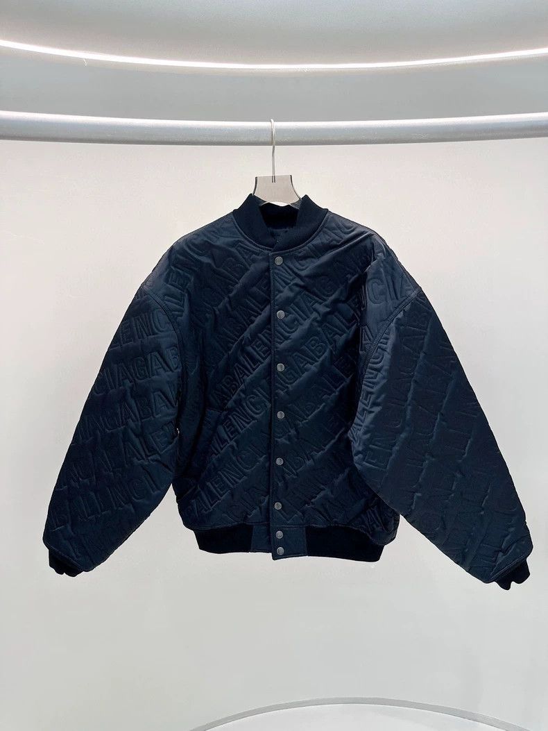 Balenciaga Balenciaga Black Logo Embossed Baseball Jacket Size US S / EU 44-46 / 1 - 1 Thumbnail