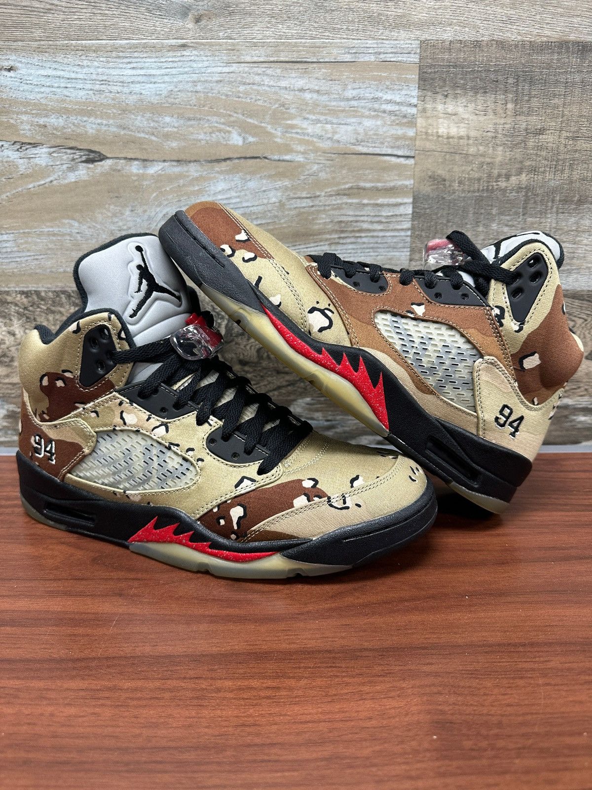 Supreme Jordan 5 Supreme Desert camo size 9.5 | Grailed